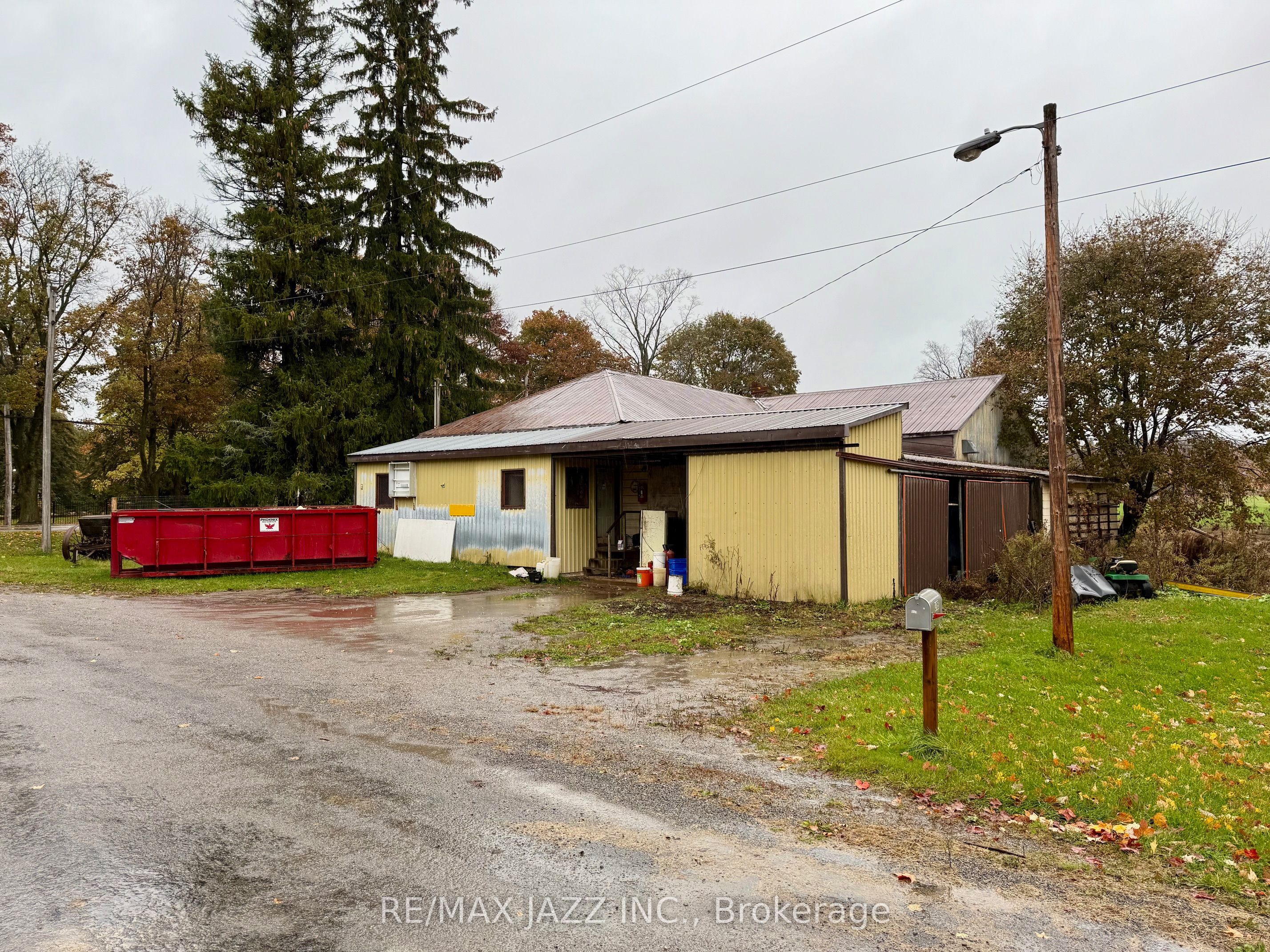 3985 Wilson Rd N Property Photo 1