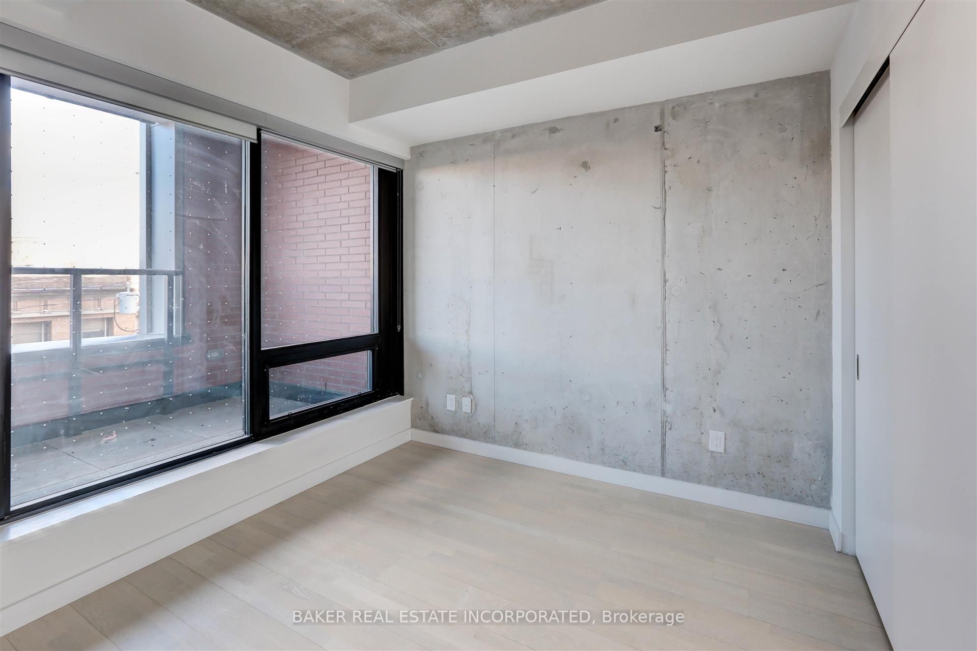 246 Logan Avenue 310 Property Photo 12