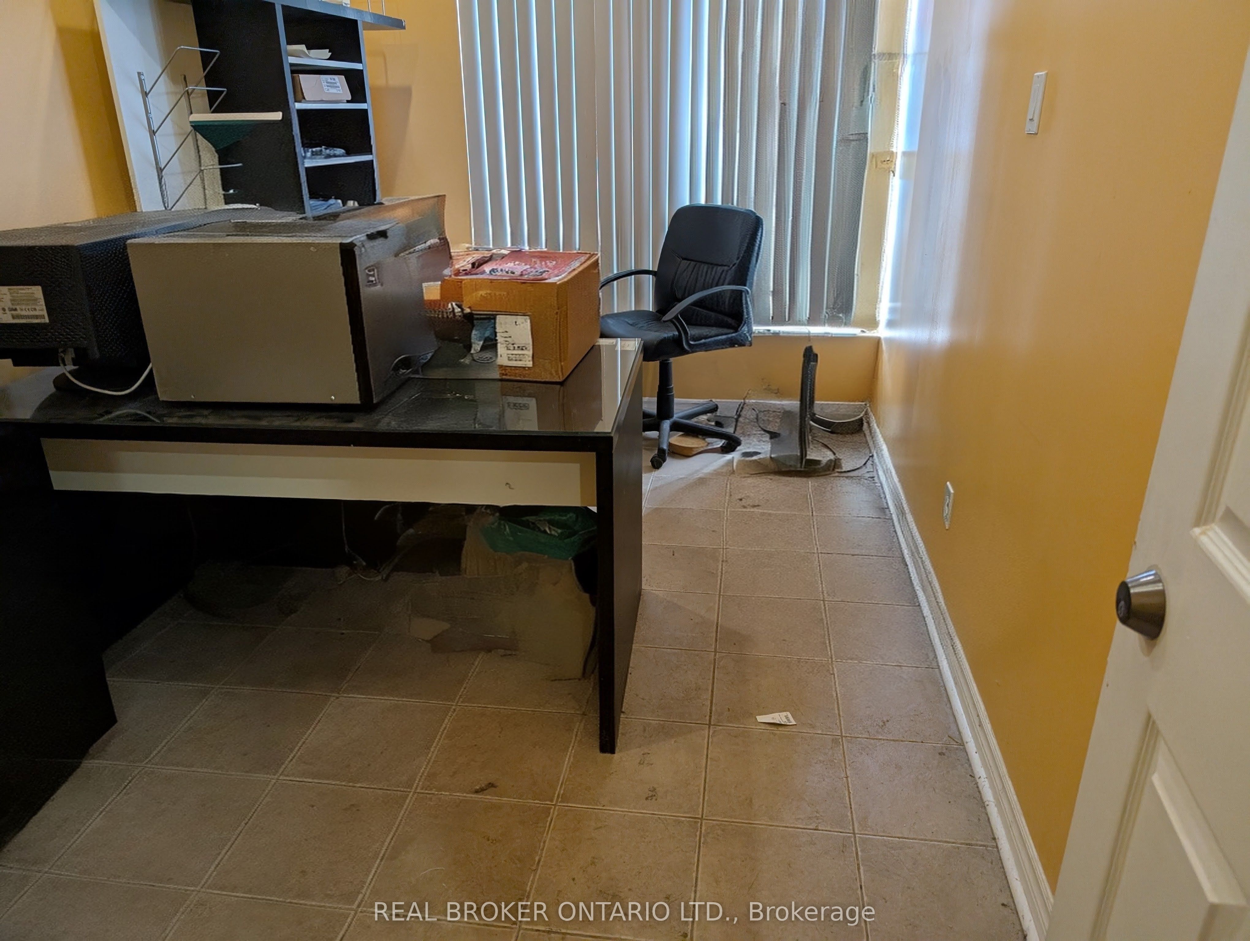 63 Silver Star Boulevard D17 Property Photo 3