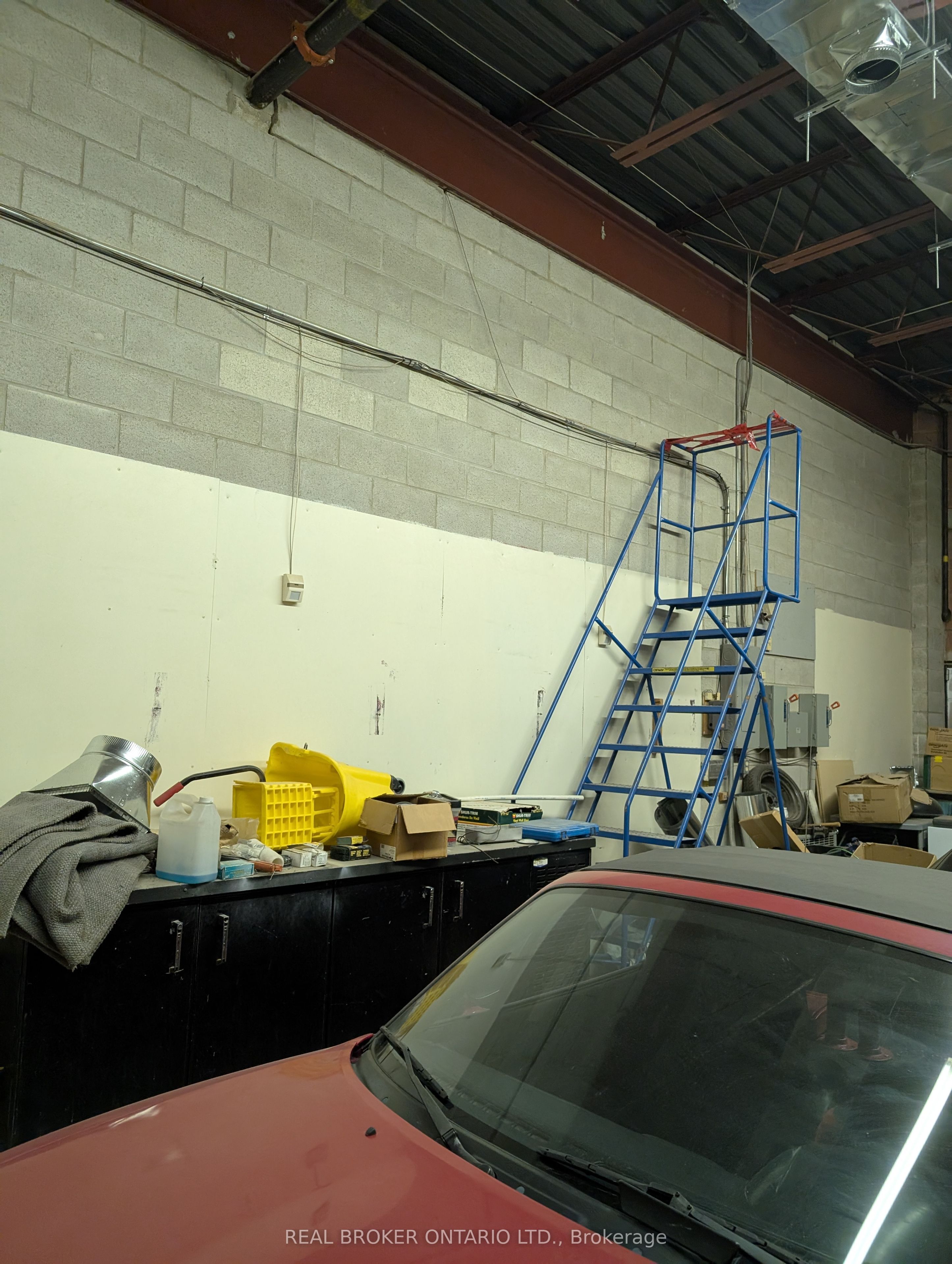 63 Silver Star Boulevard D17 Property Photo 8