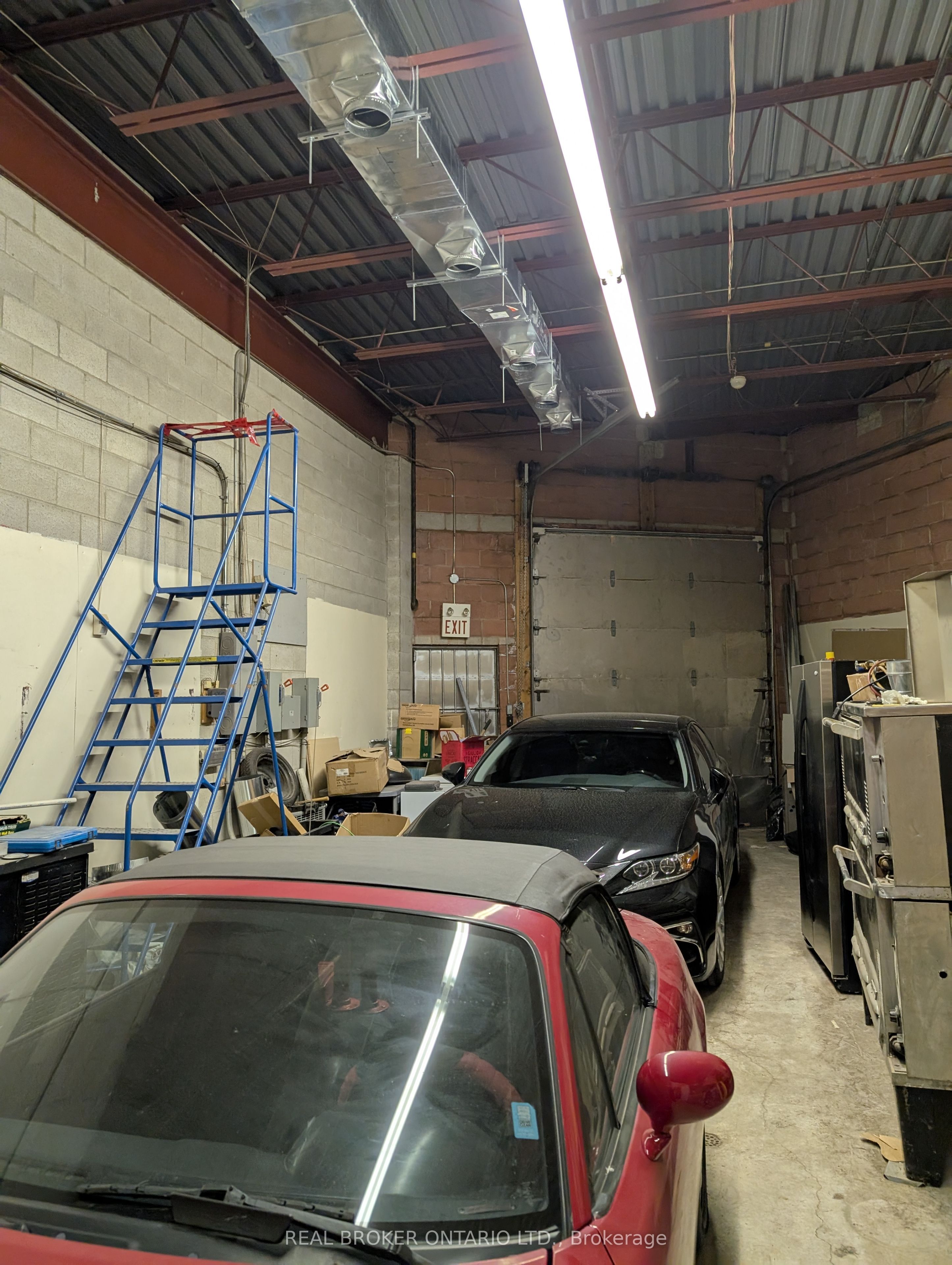 63 Silver Star Boulevard D17 Property Photo 9