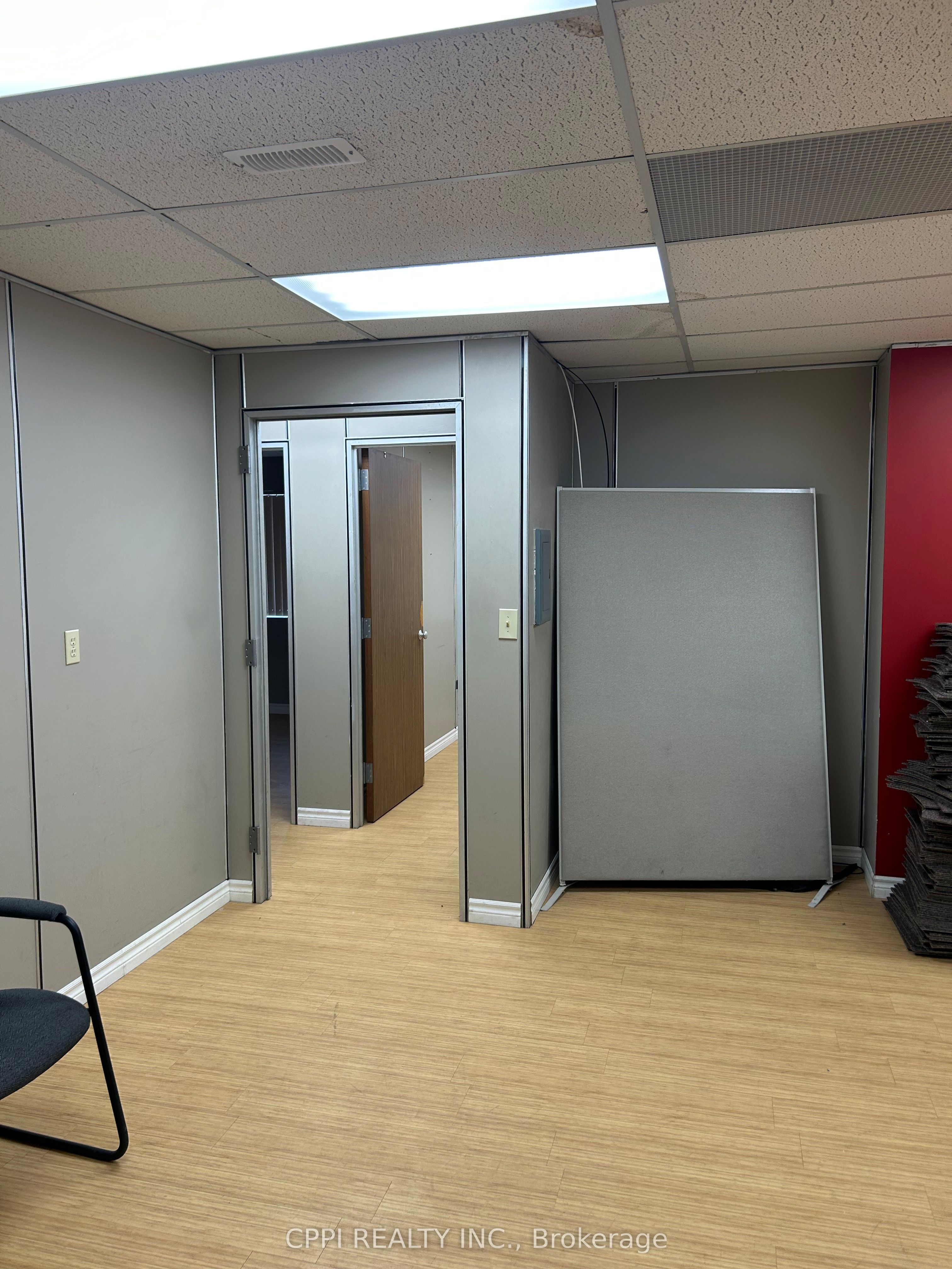 650 King Street E 208 Property Photo 2