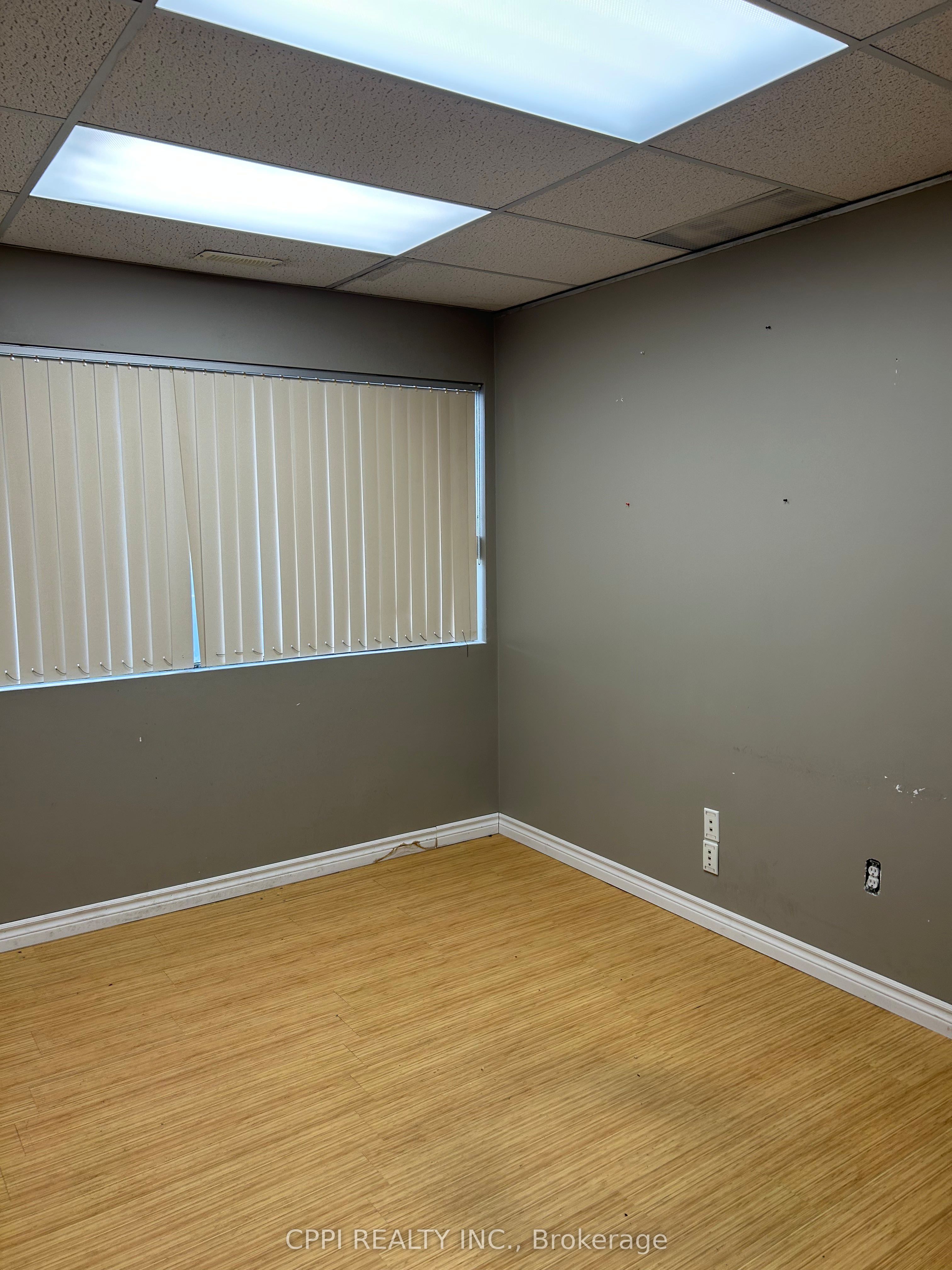 650 King Street E 208 Property Photo 6