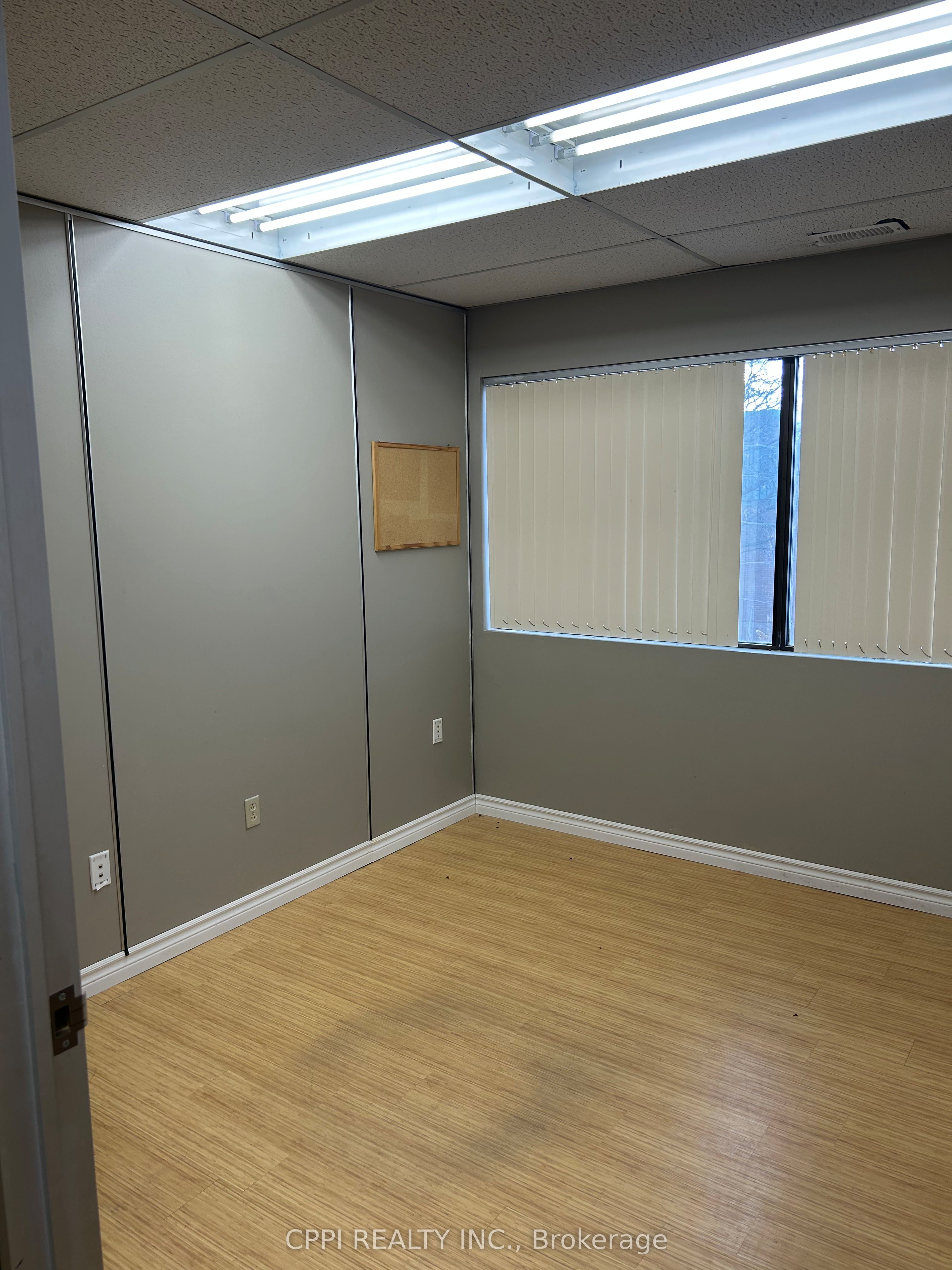 650 King Street E 208 Property Photo 7