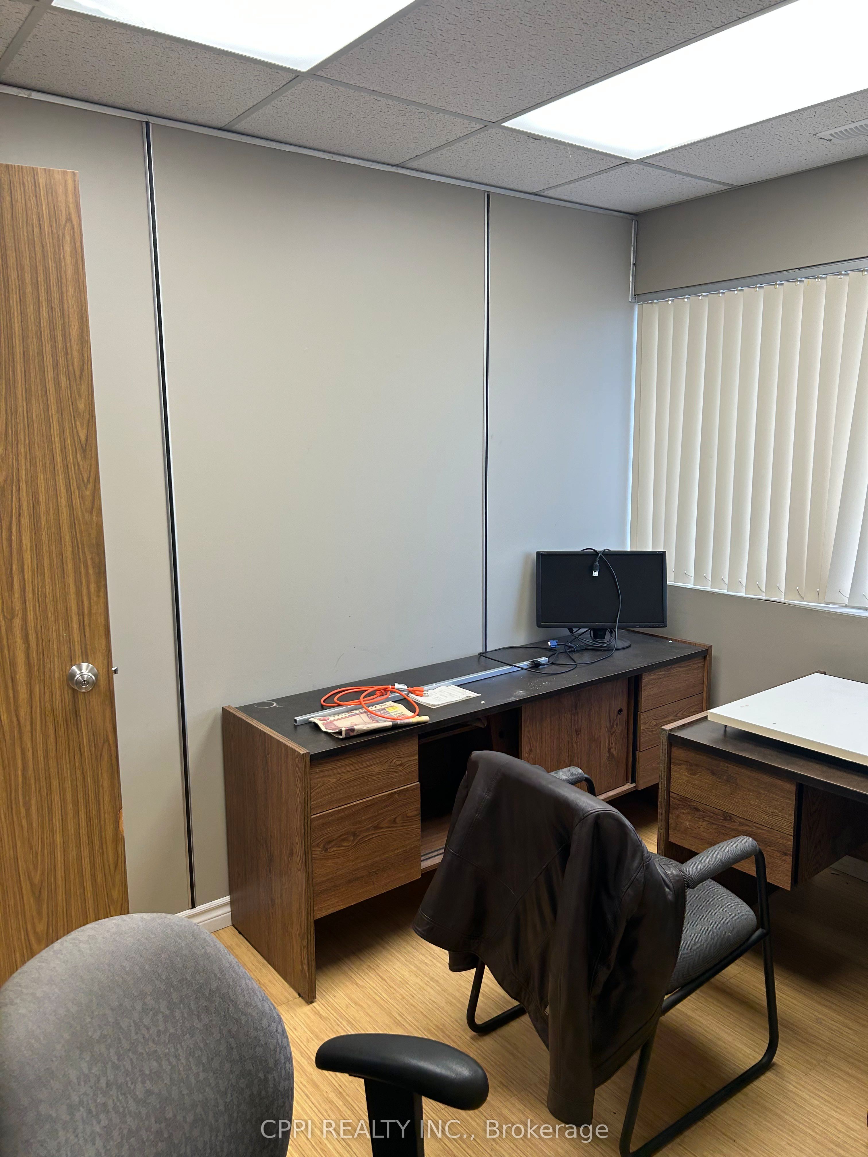 650 King Street E 208 Property Photo 13