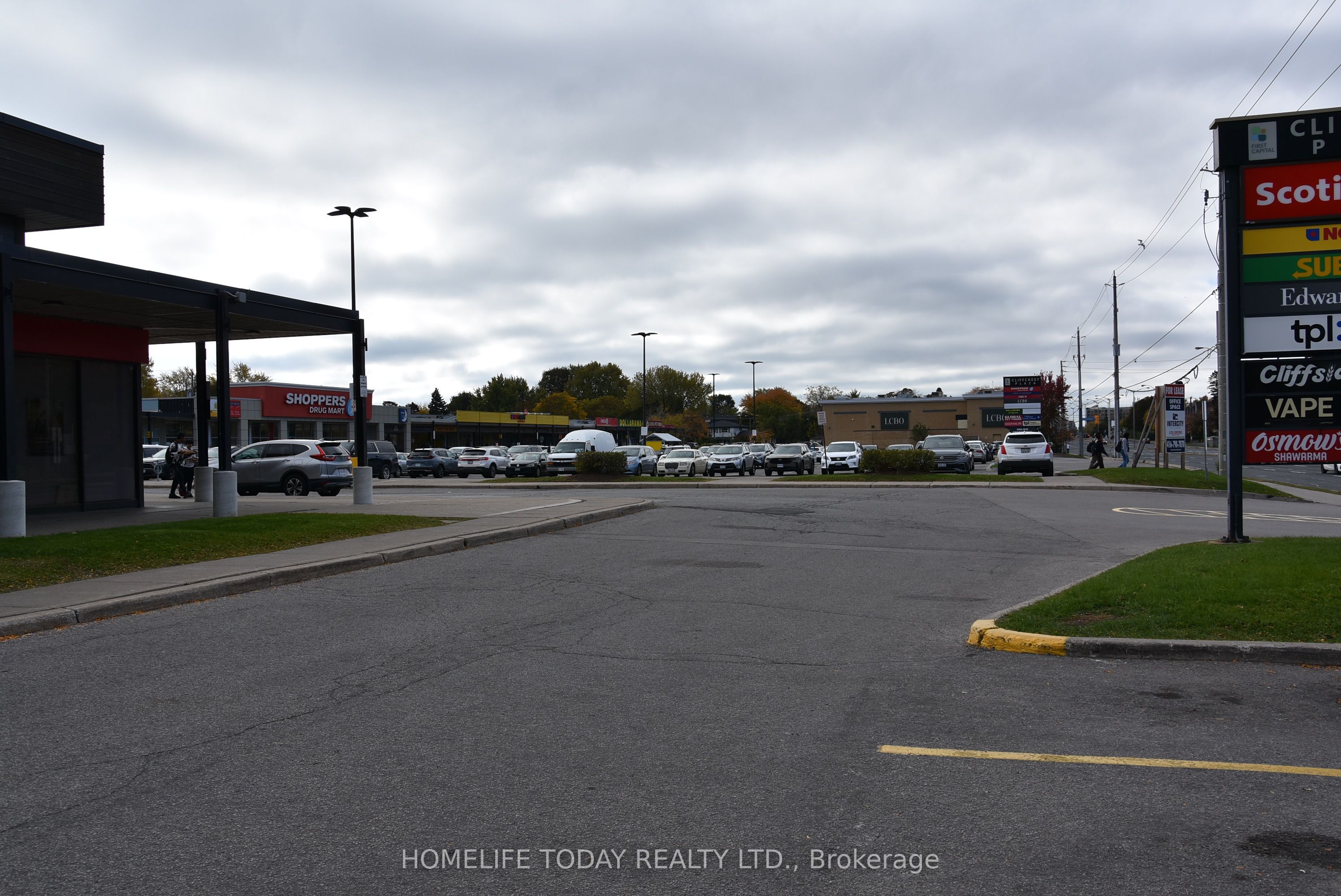 3045 Kingston Road Property Photo 4