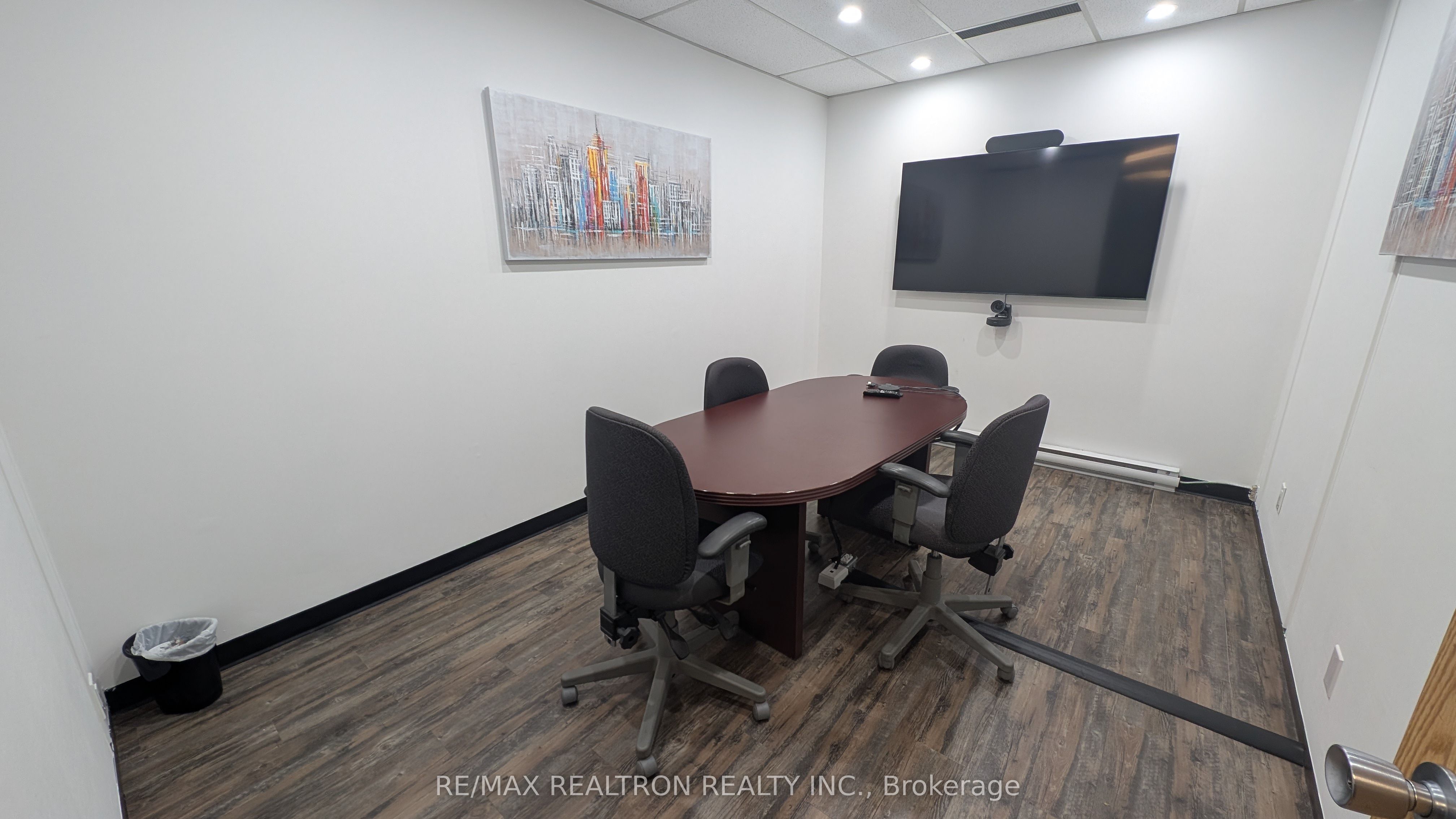 345 Kingston Road 104 Property Photo 23