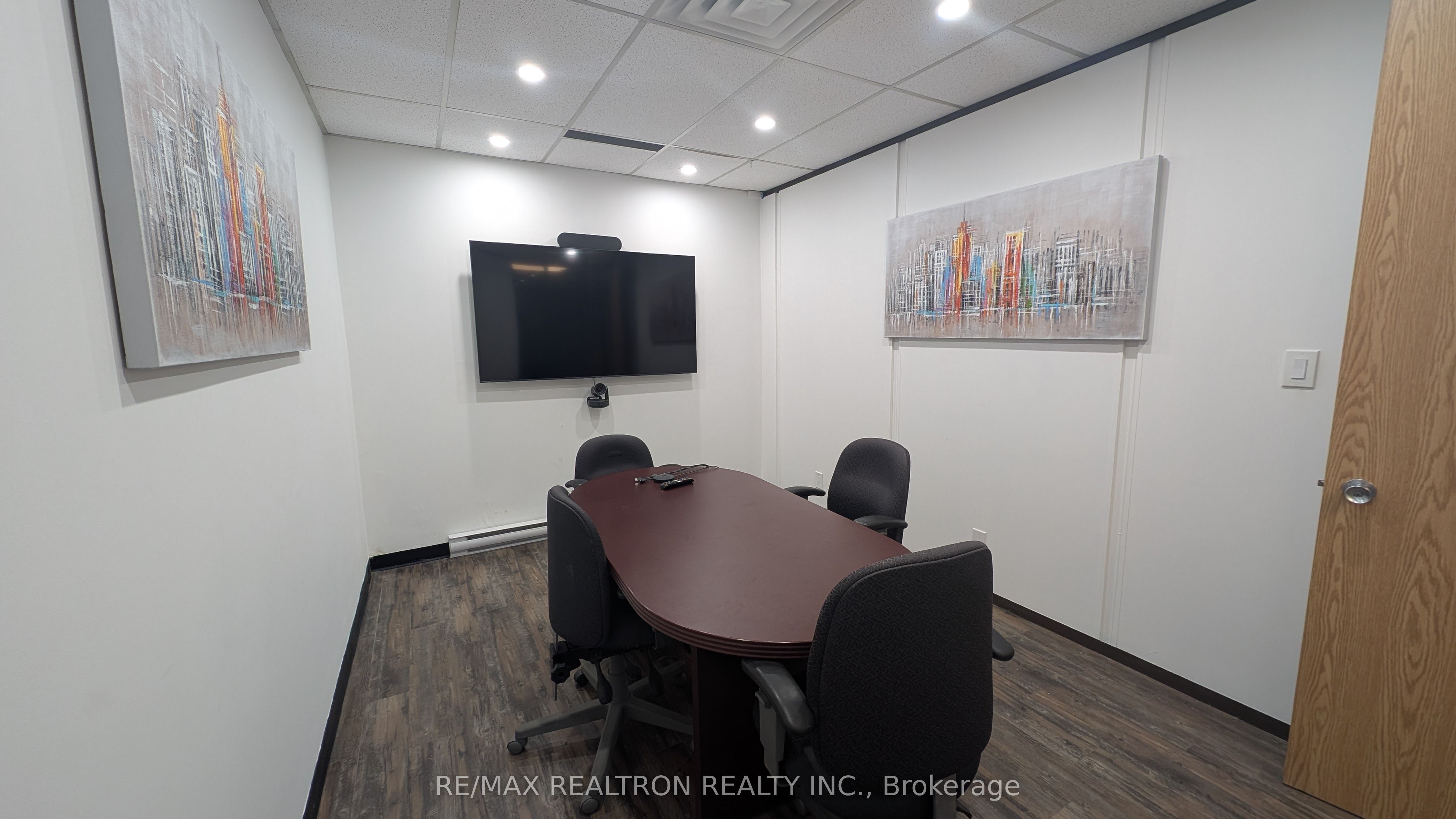 345 Kingston Road 104 Property Photo 24