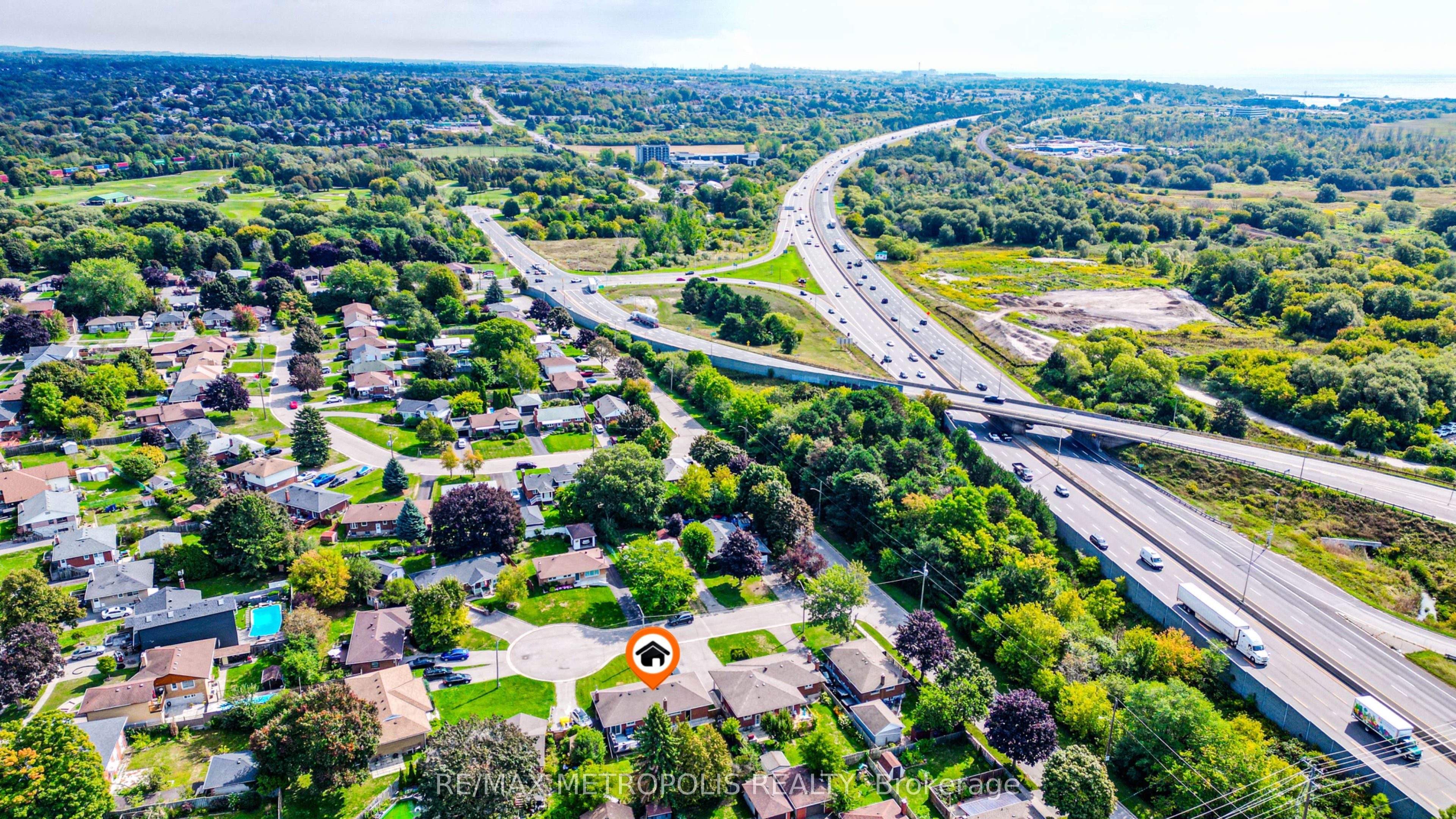 592 Carlyle Court Property Photo 7