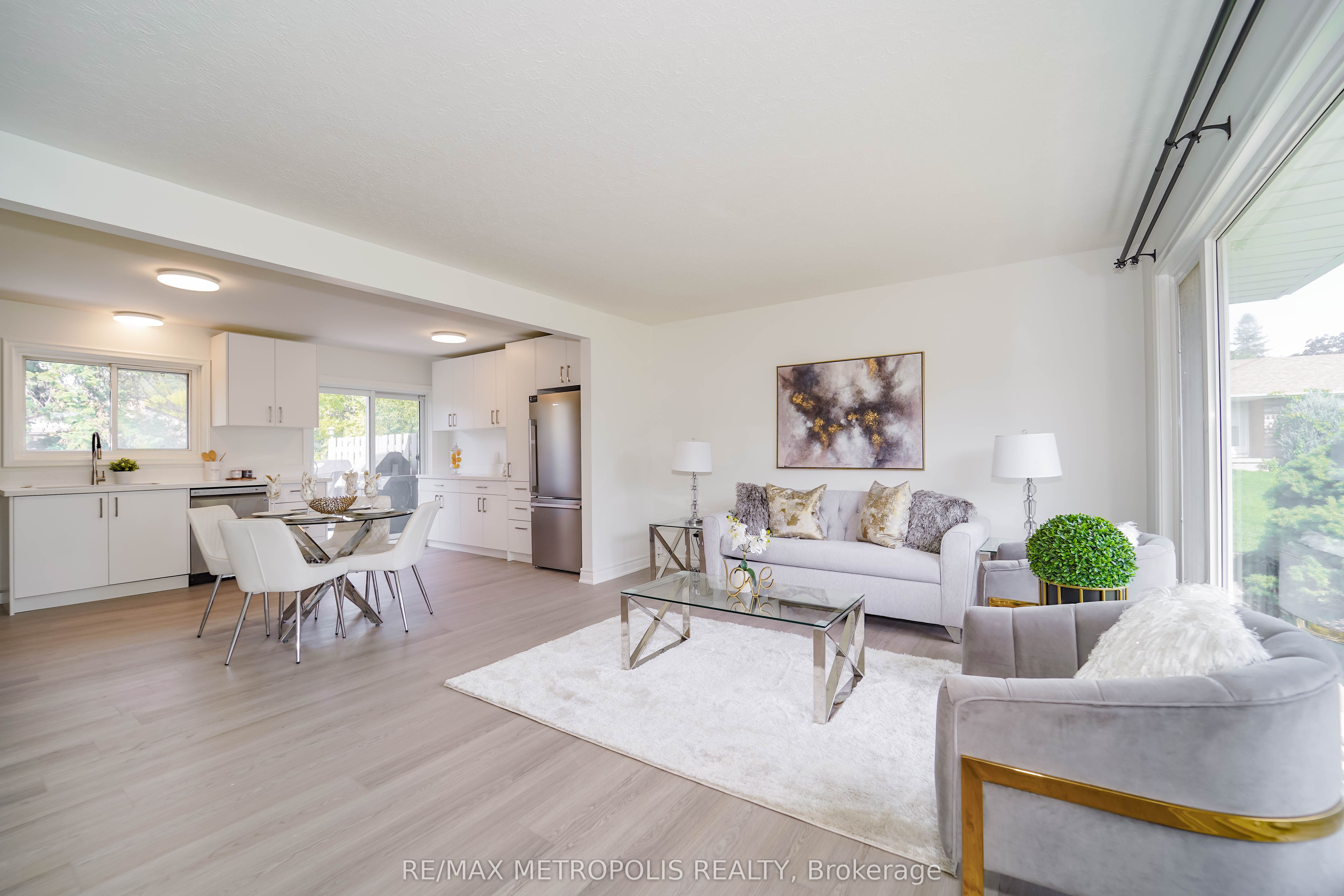 592 Carlyle Court Property Photo 19