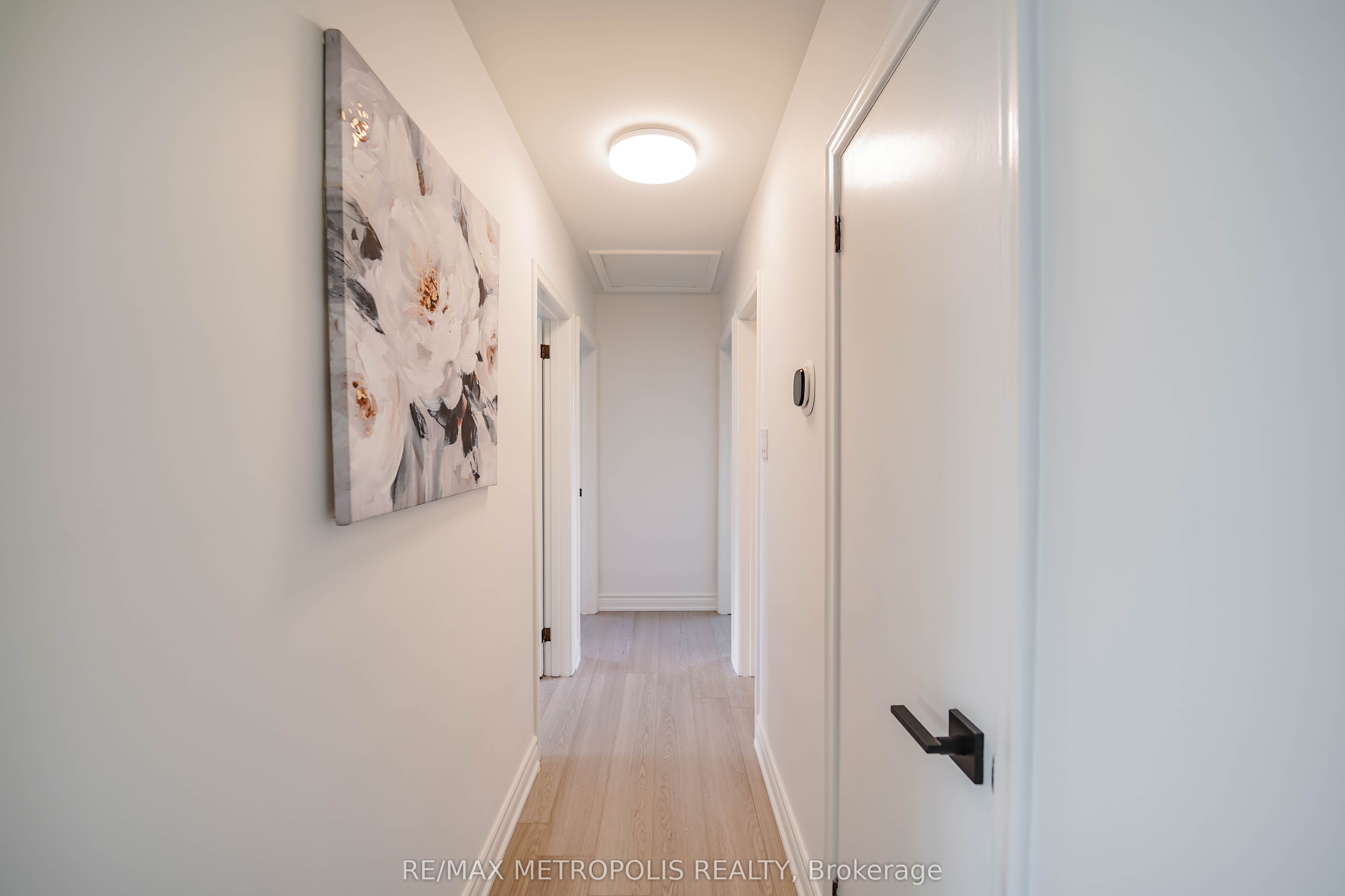 592 Carlyle Court Property Photo 26