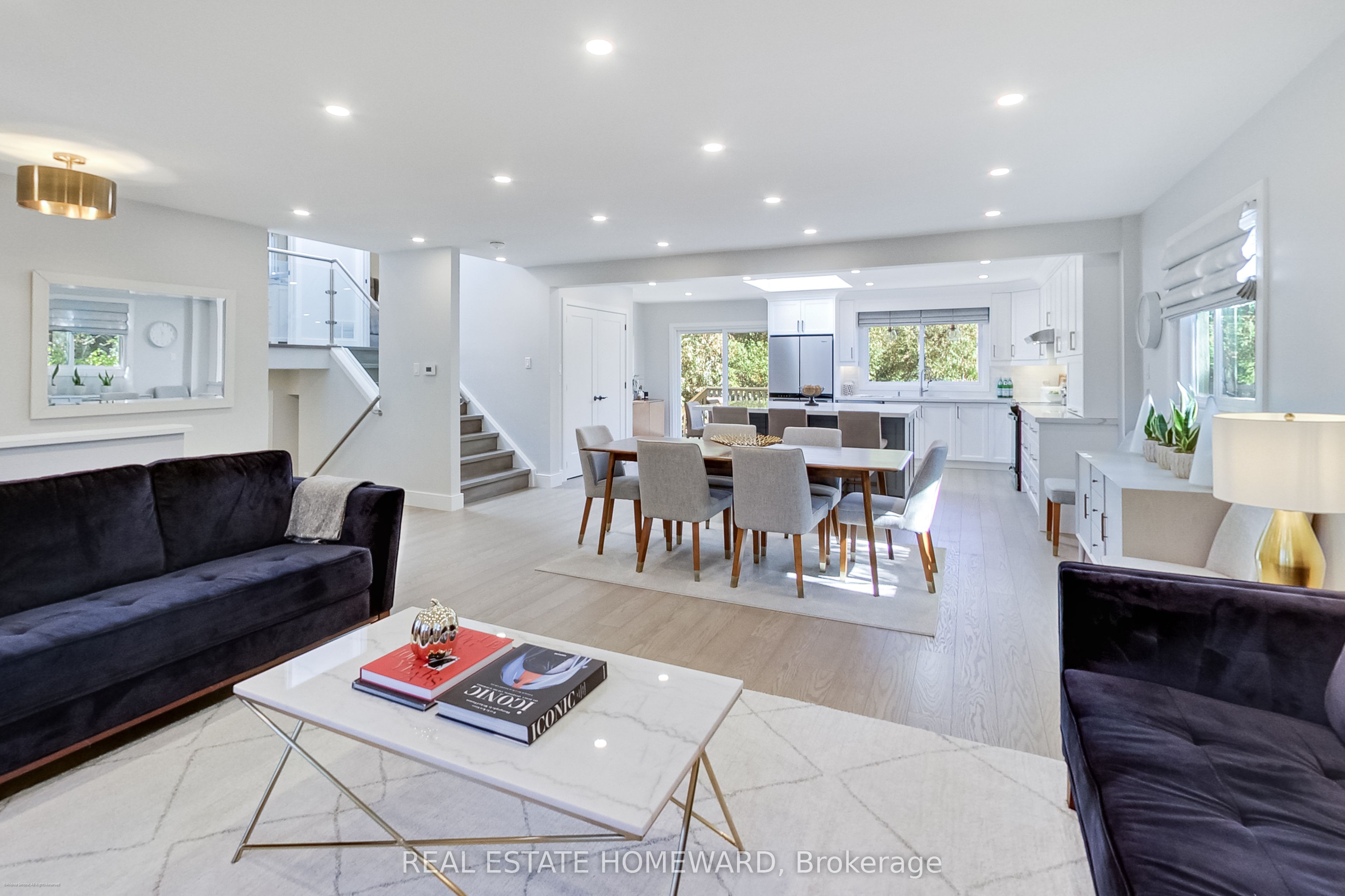 27 Sari Crescent Property Photo 1