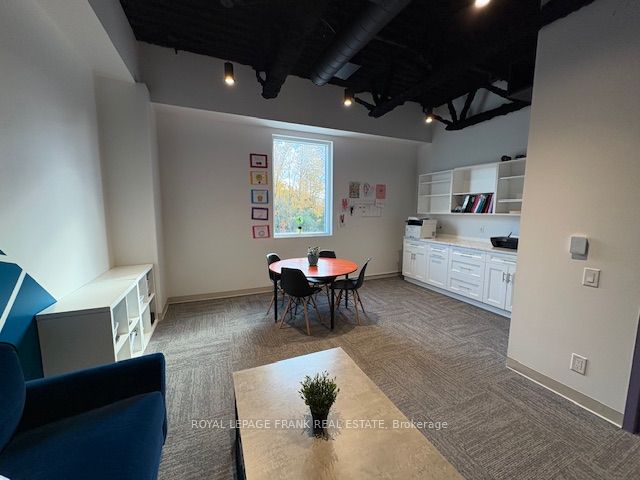 1707 Thornton Road N 201 Property Photo 8