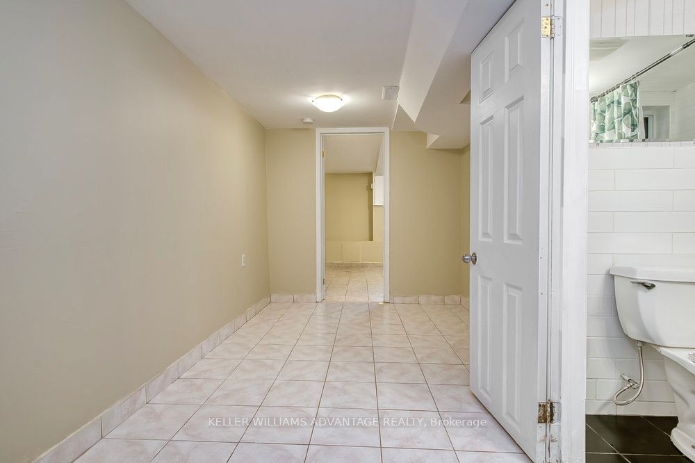 218 Broadview Avenue Property Photo 33