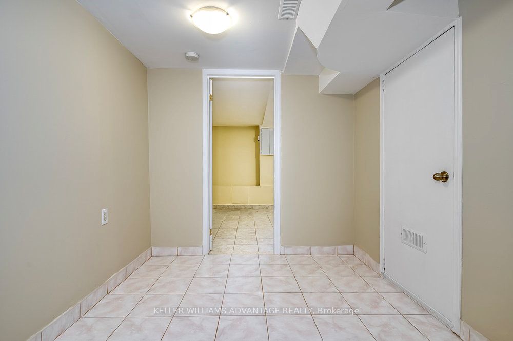 218 Broadview Avenue Property Photo 35