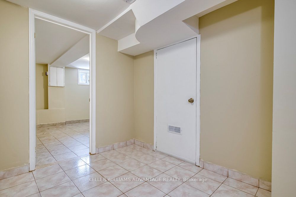 218 Broadview Avenue Property Photo 36