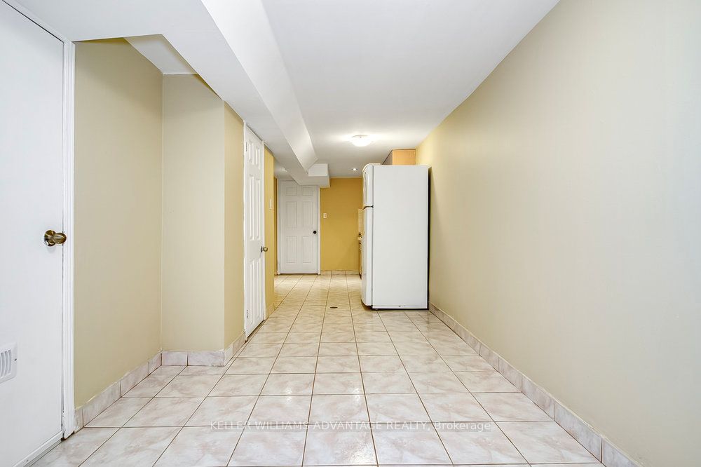 218 Broadview Avenue Property Photo 39