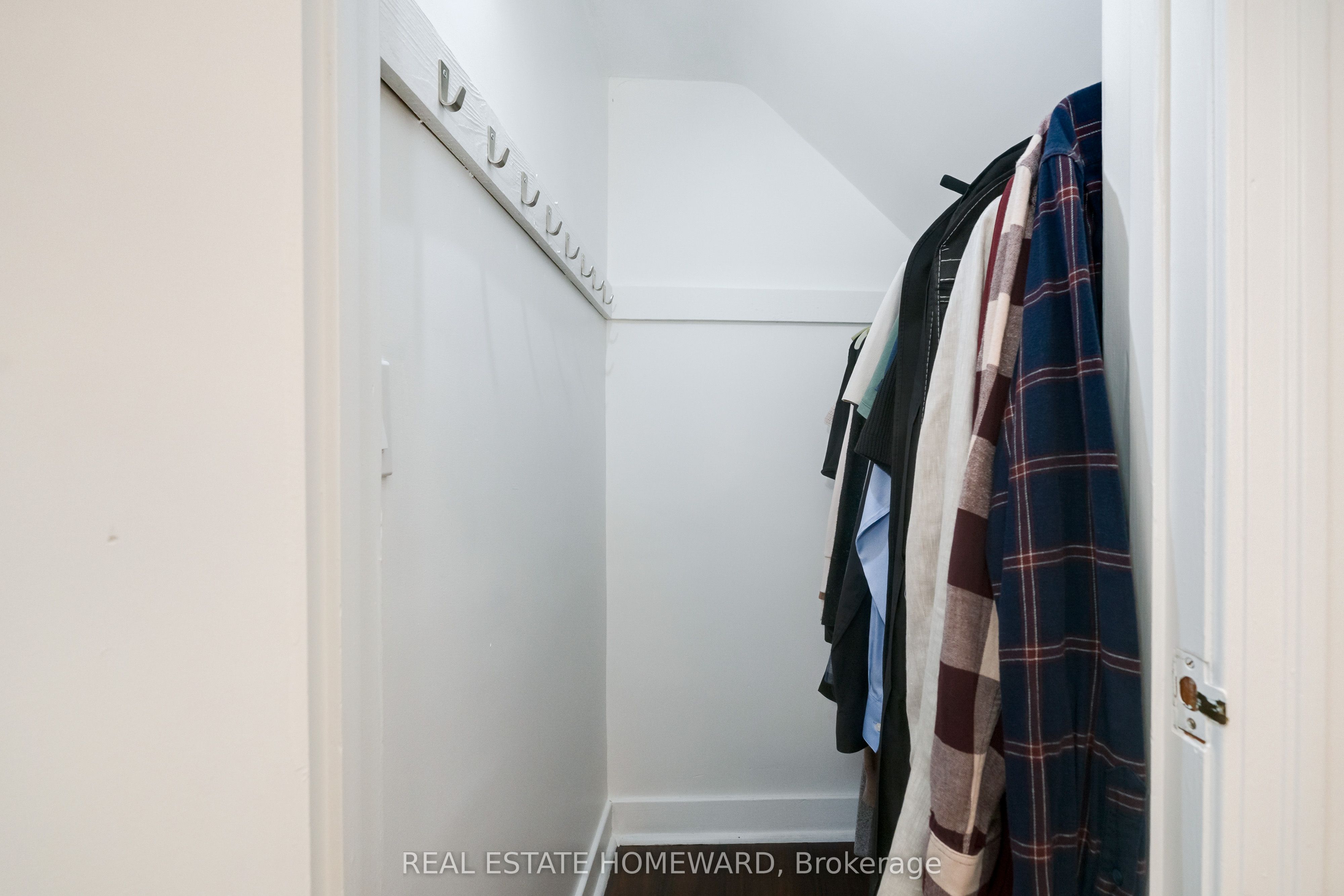 10 Norlong Boulevard Property Photo 26