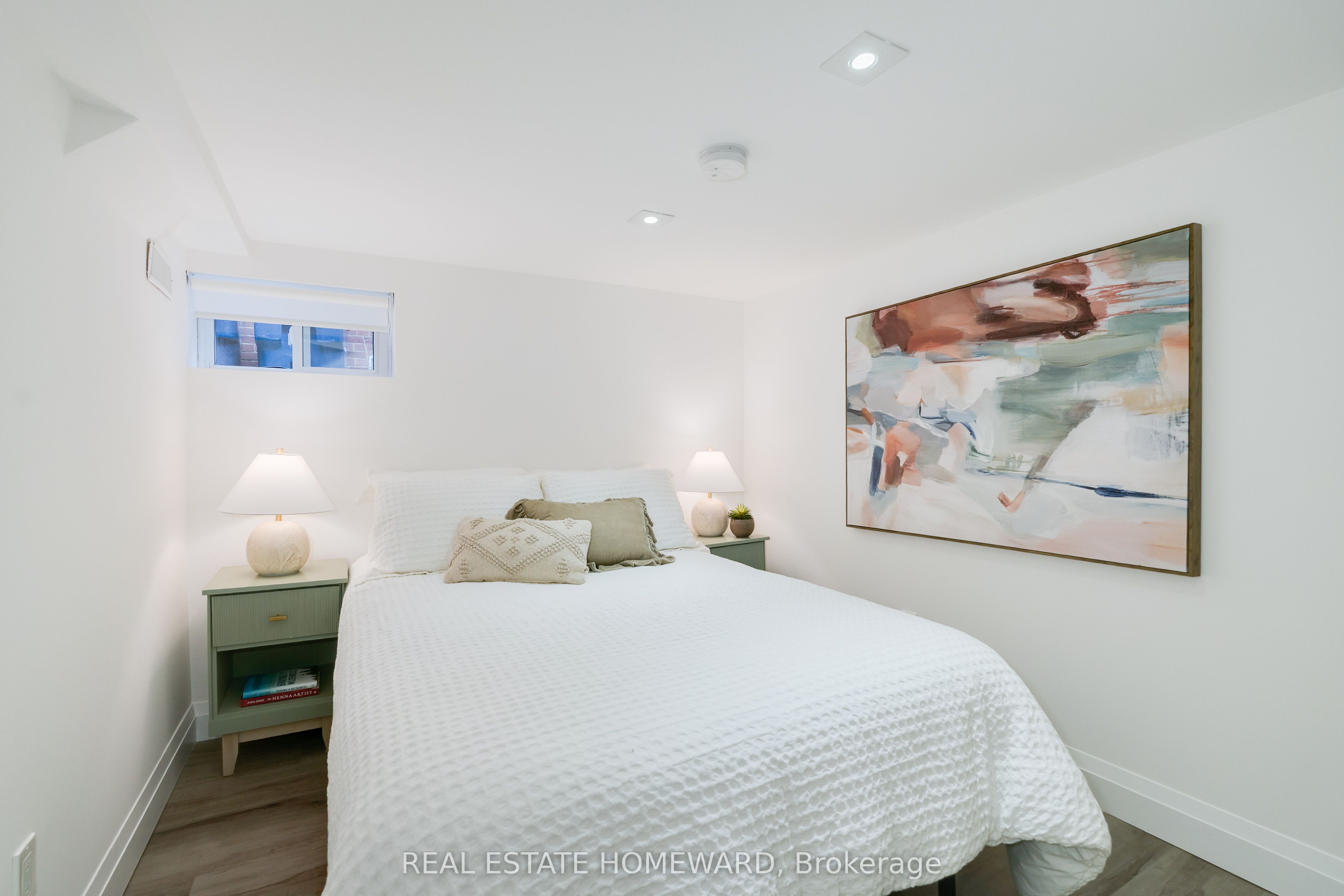 10 Norlong Boulevard Property Photo 33