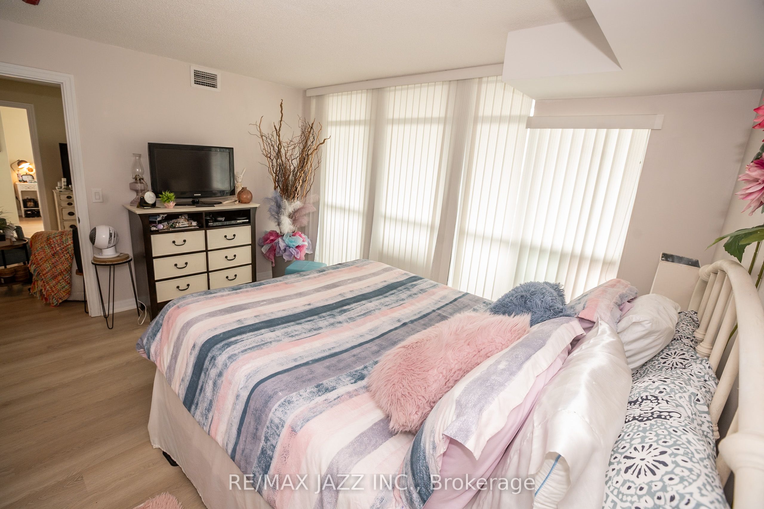 1600 Charles Street 714 Property Photo 6