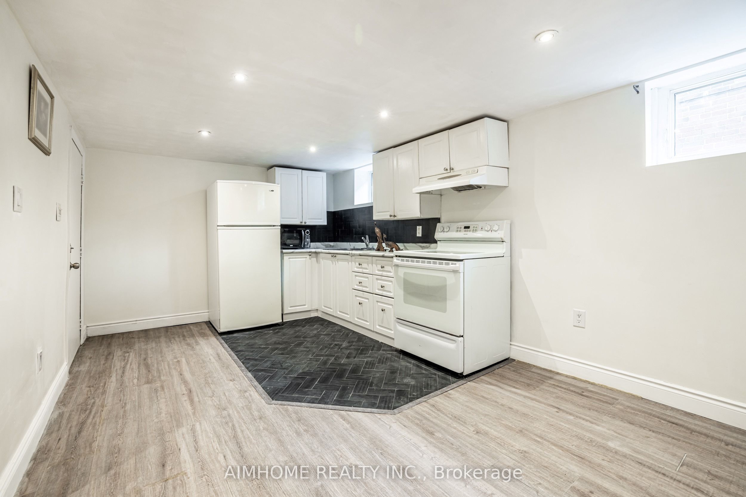 497 Dawes Road Property Photo 14