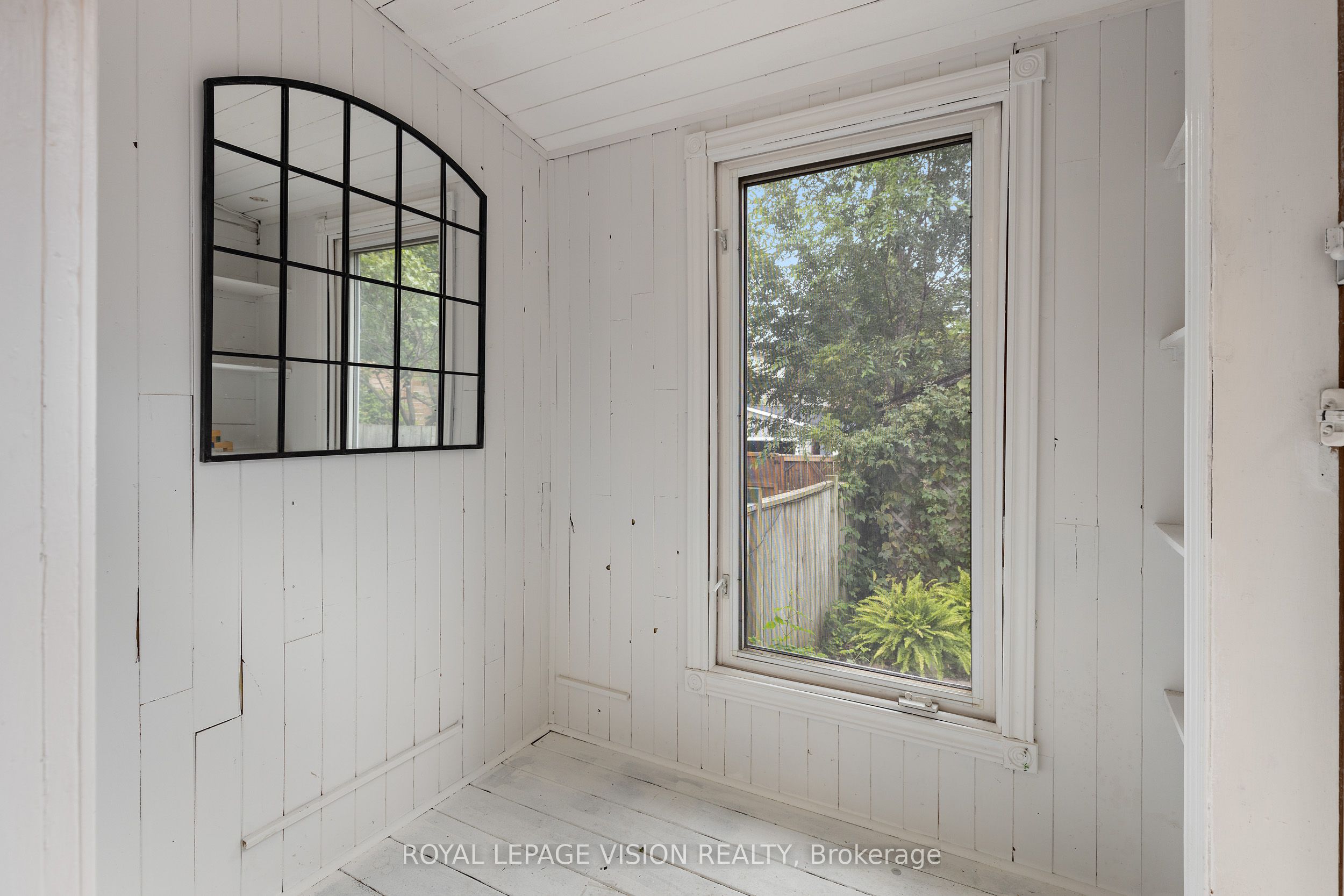 92 Bastedo Avenue Property Photo 19