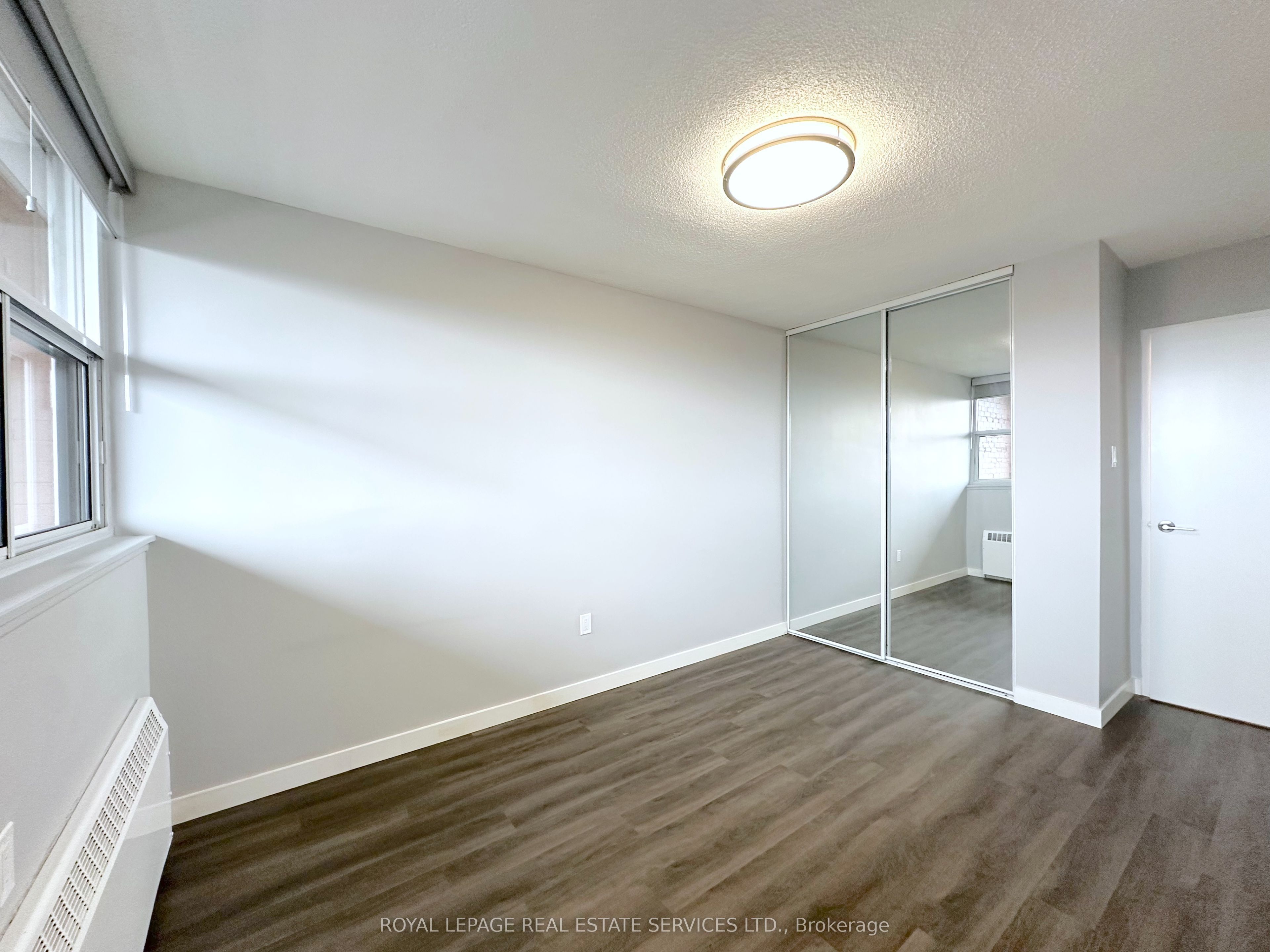 2575 Danforth Avenue 2312 Property Photo 10