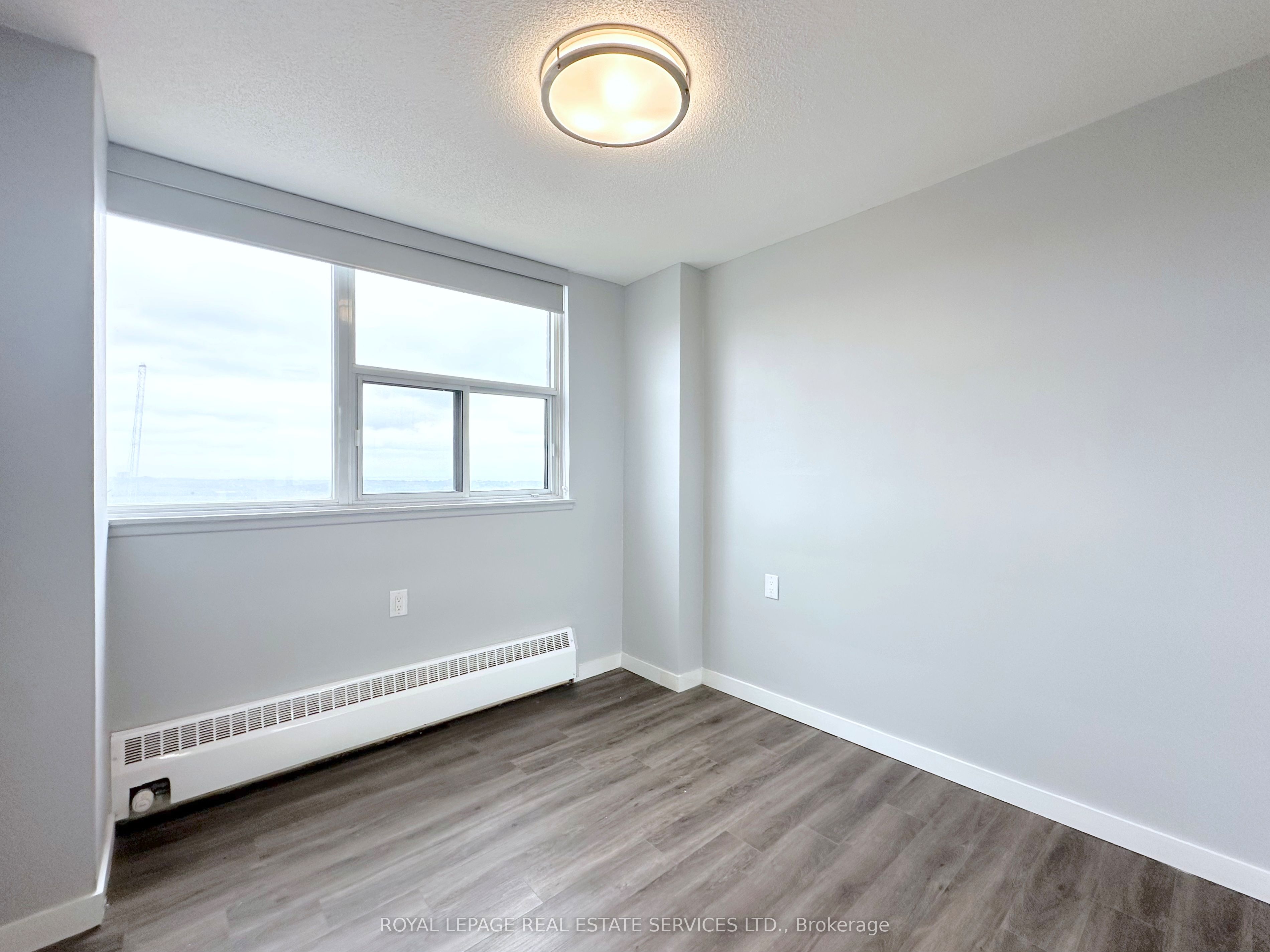 265 Main Street 2301 Property Photo 11