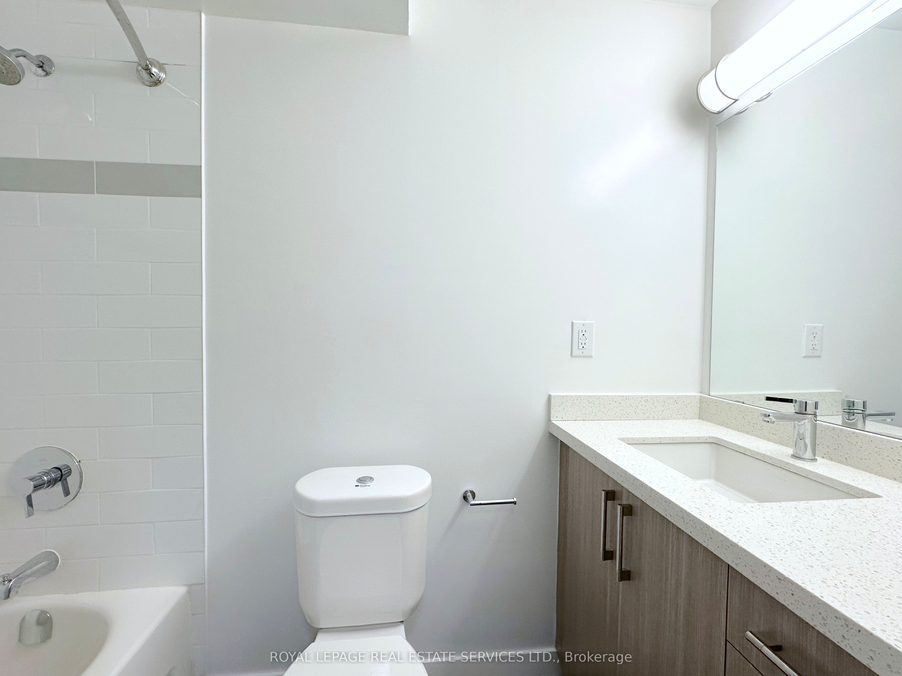 265 Main Street 2301 Property Photo 13