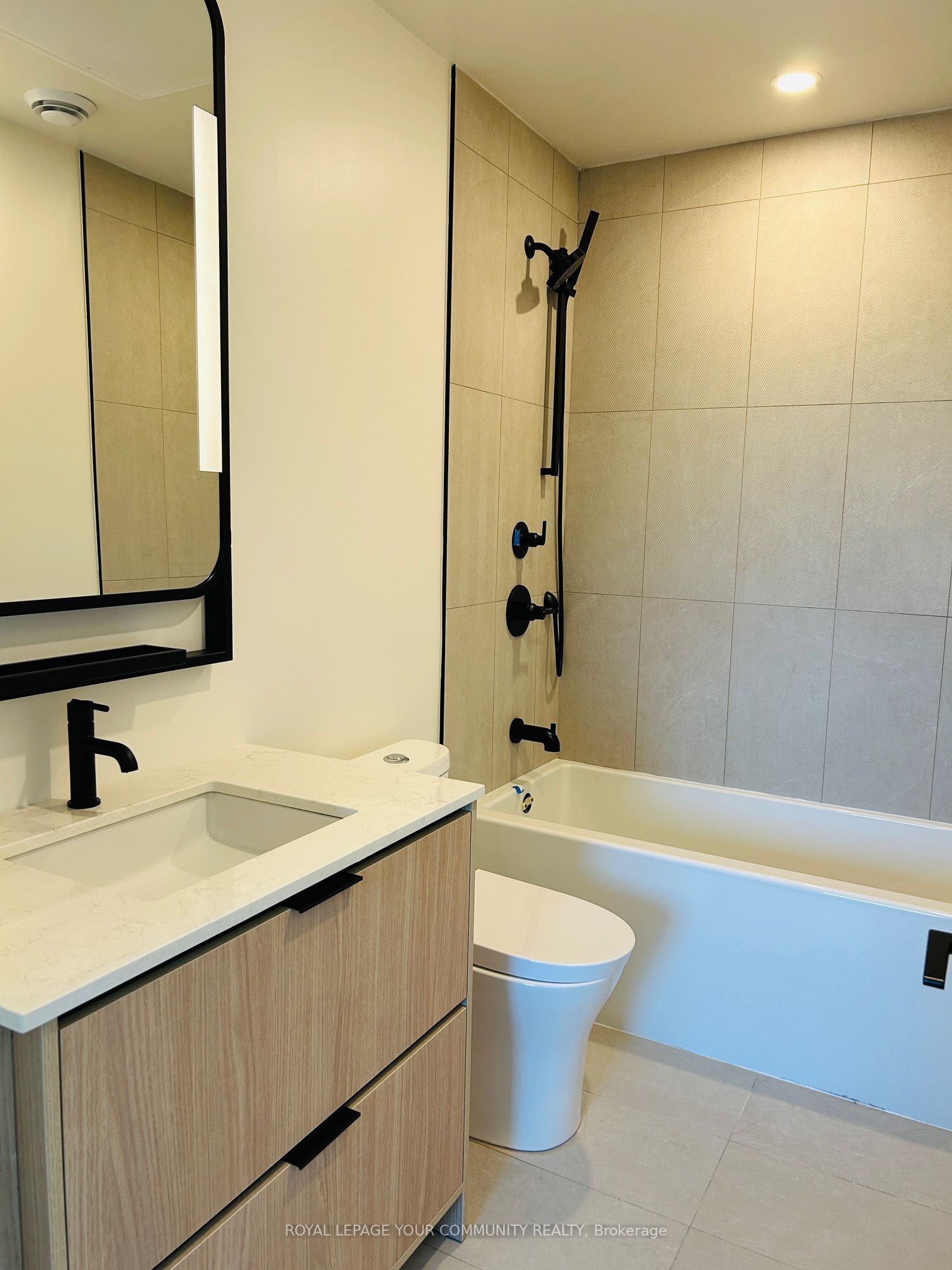 1050 Eastern Avenue 721 Property Photo 16