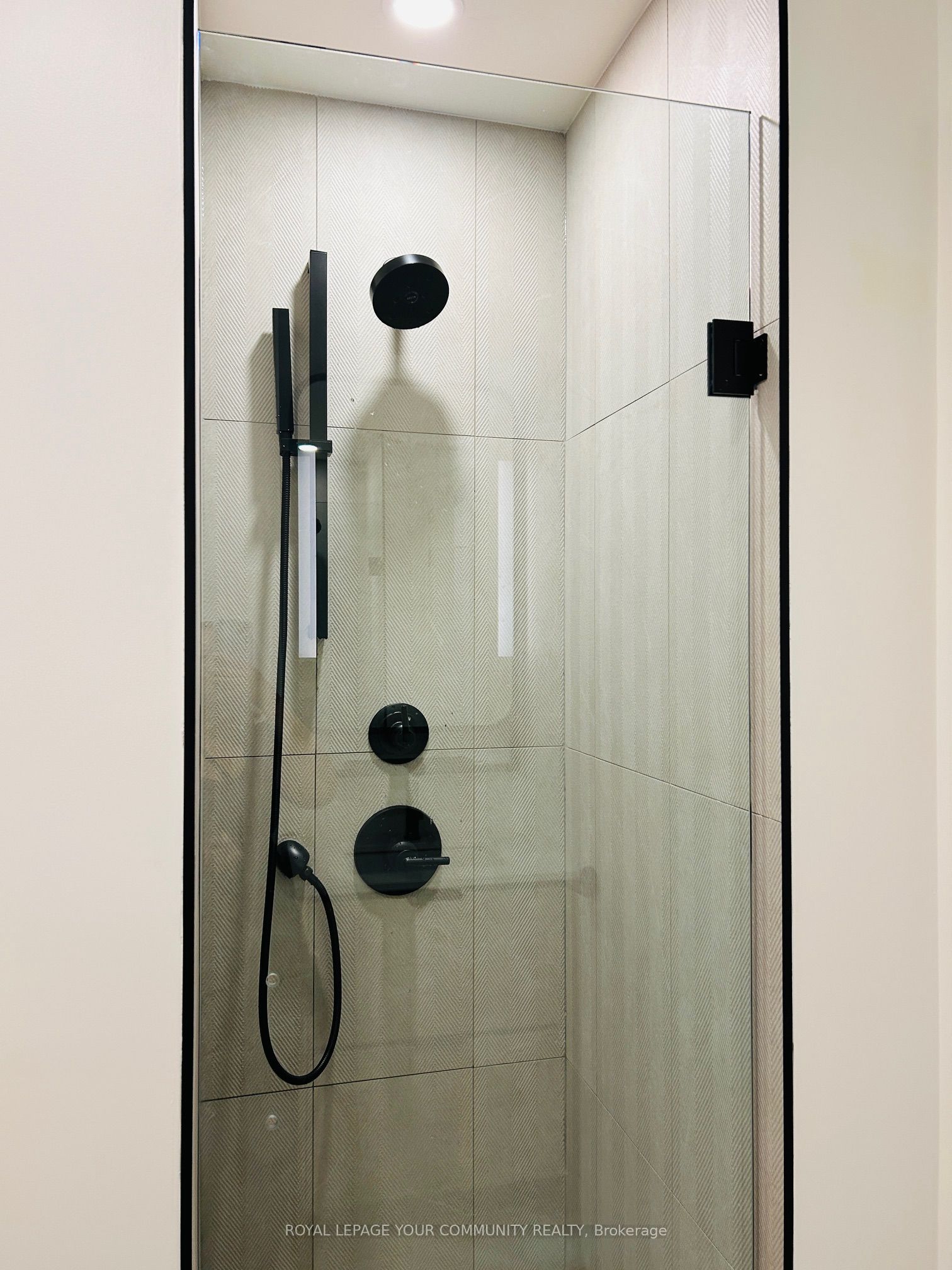 1050 Eastern Avenue 721 Property Photo 20