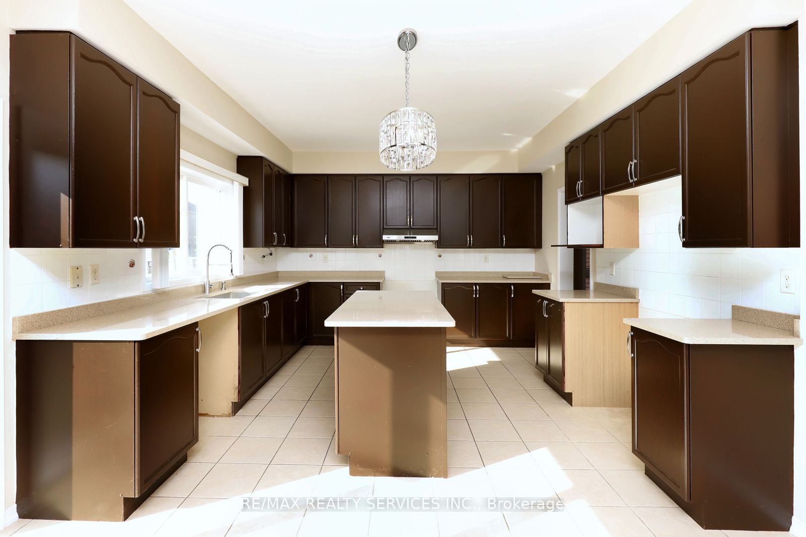 17 Ballantyne Dr Property Photo 12