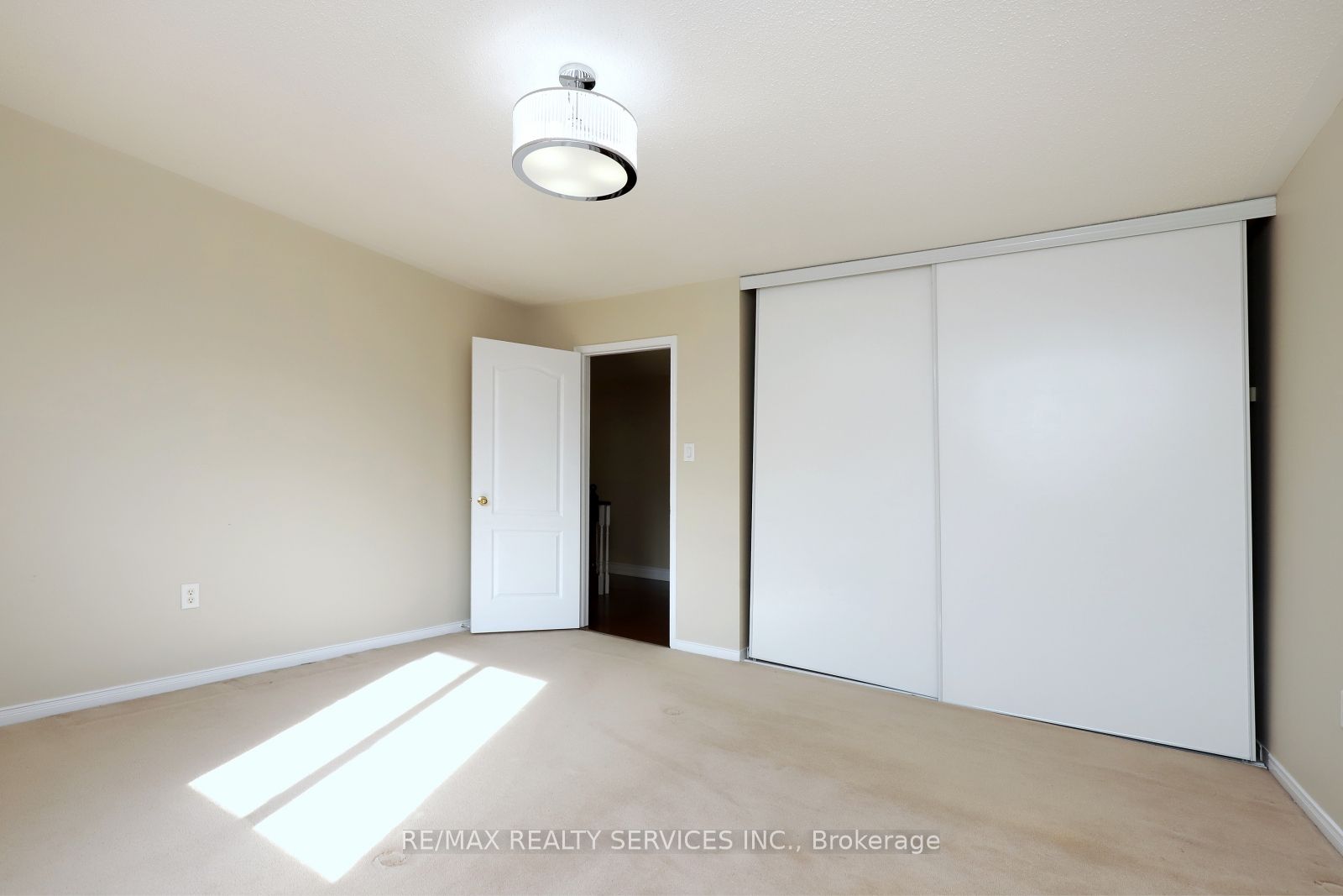 17 Ballantyne Dr Property Photo 29