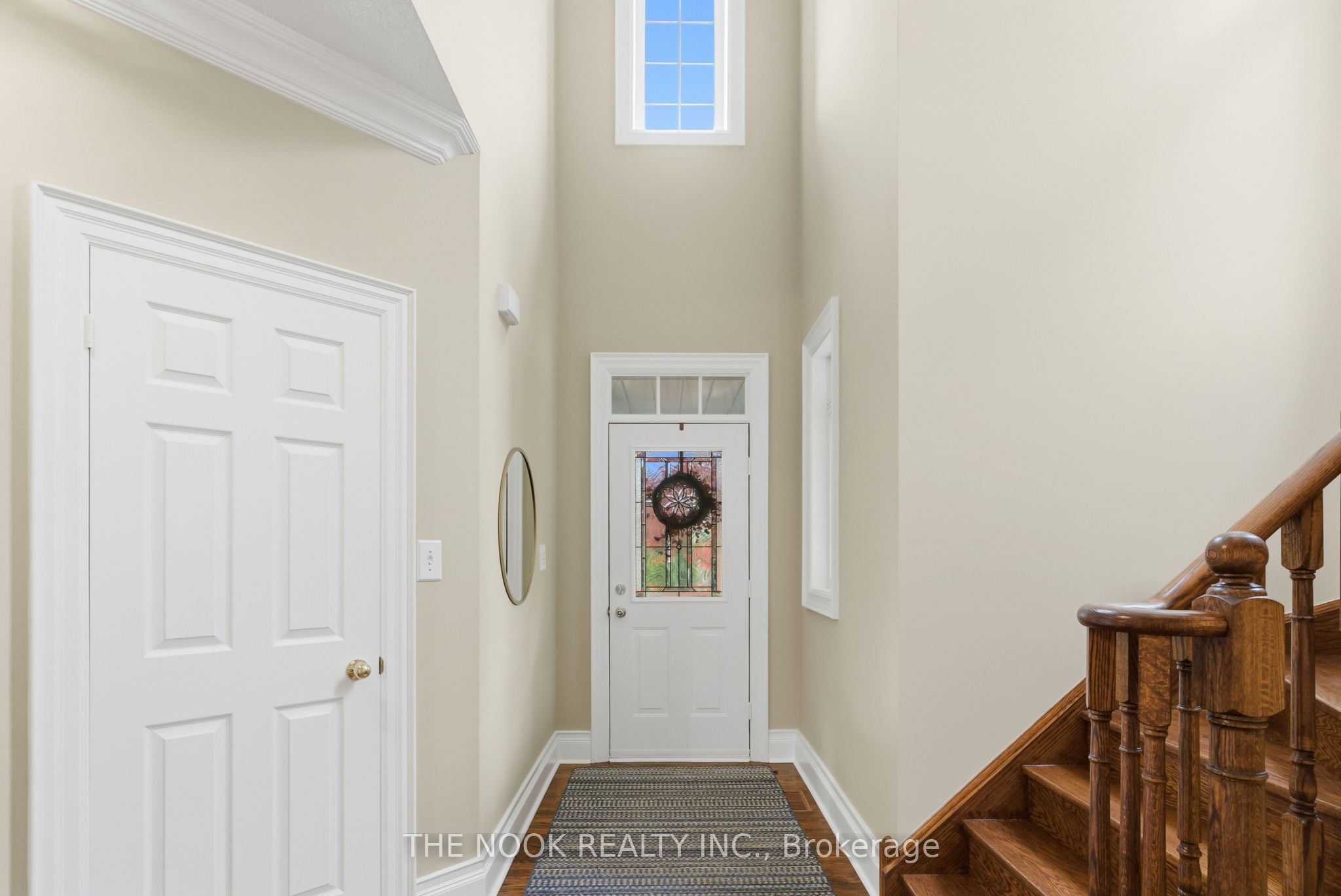 969 Ridgemount Blvd Property Photo 9