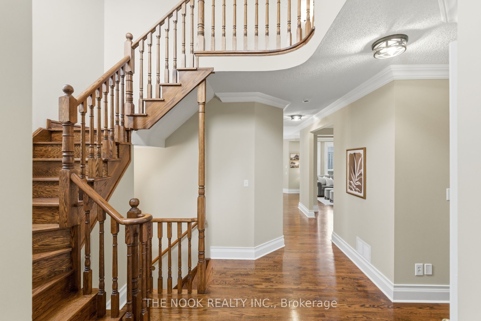 969 Ridgemount Blvd Property Photo 10