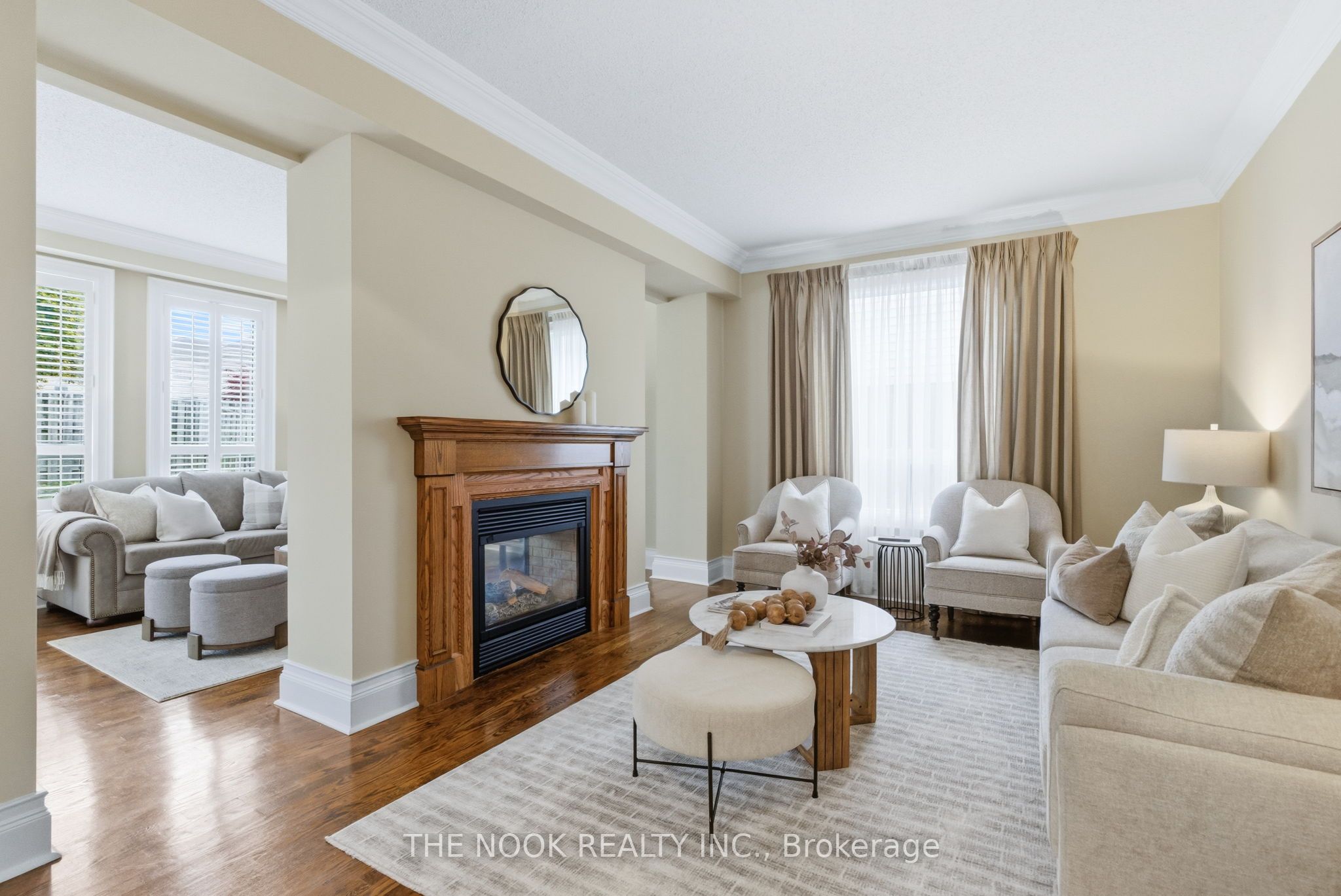 969 Ridgemount Blvd Property Photo 14