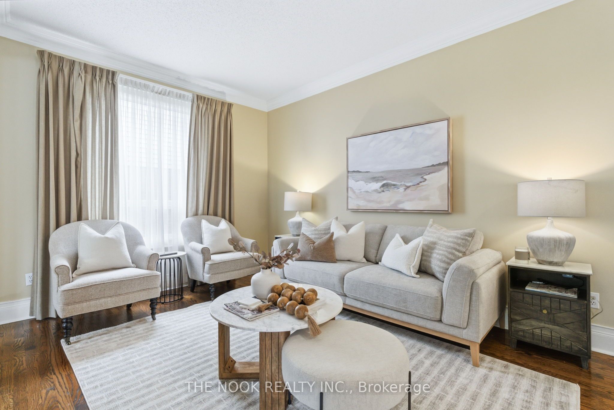 969 Ridgemount Blvd Property Photo 15