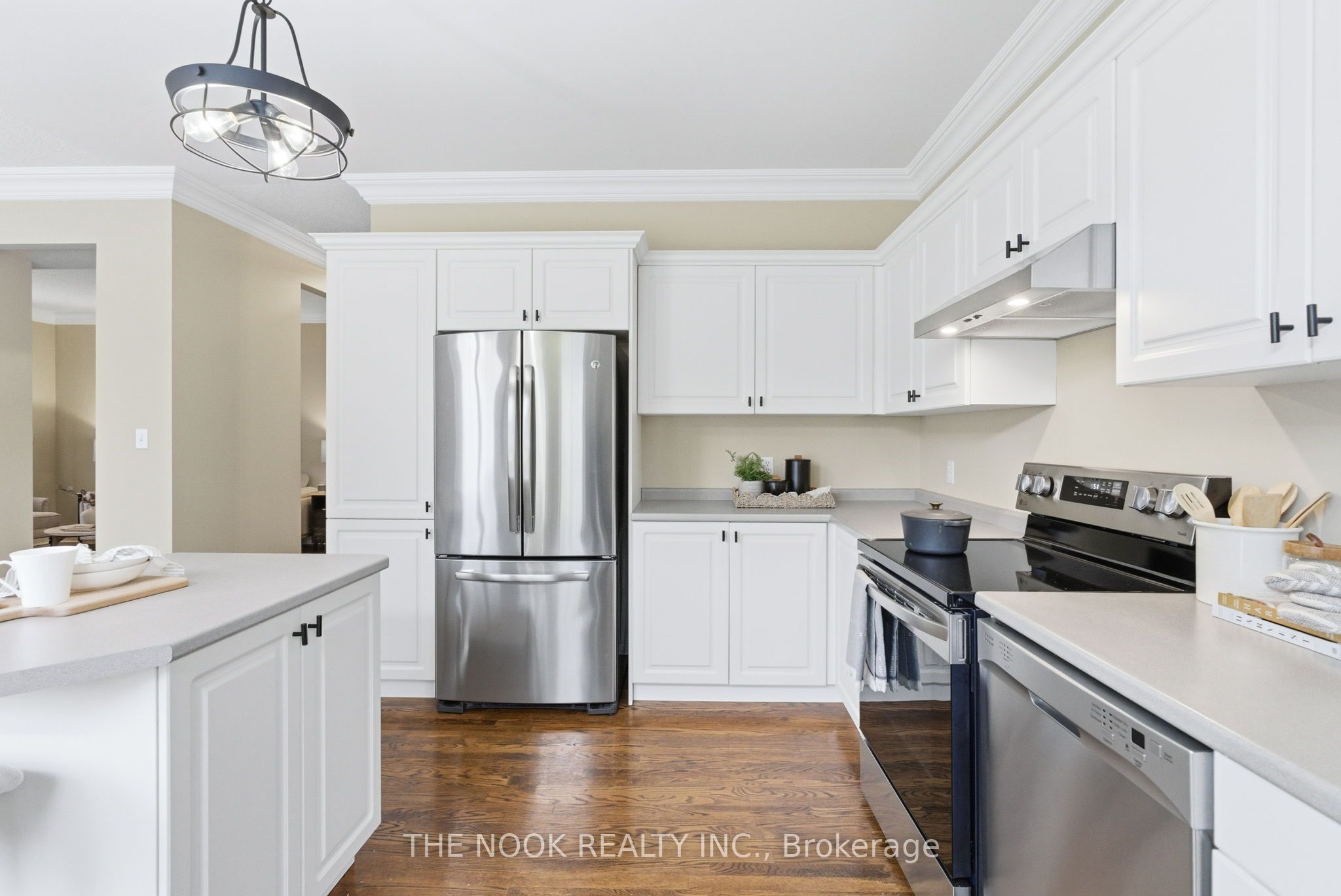 969 Ridgemount Blvd Property Photo 22