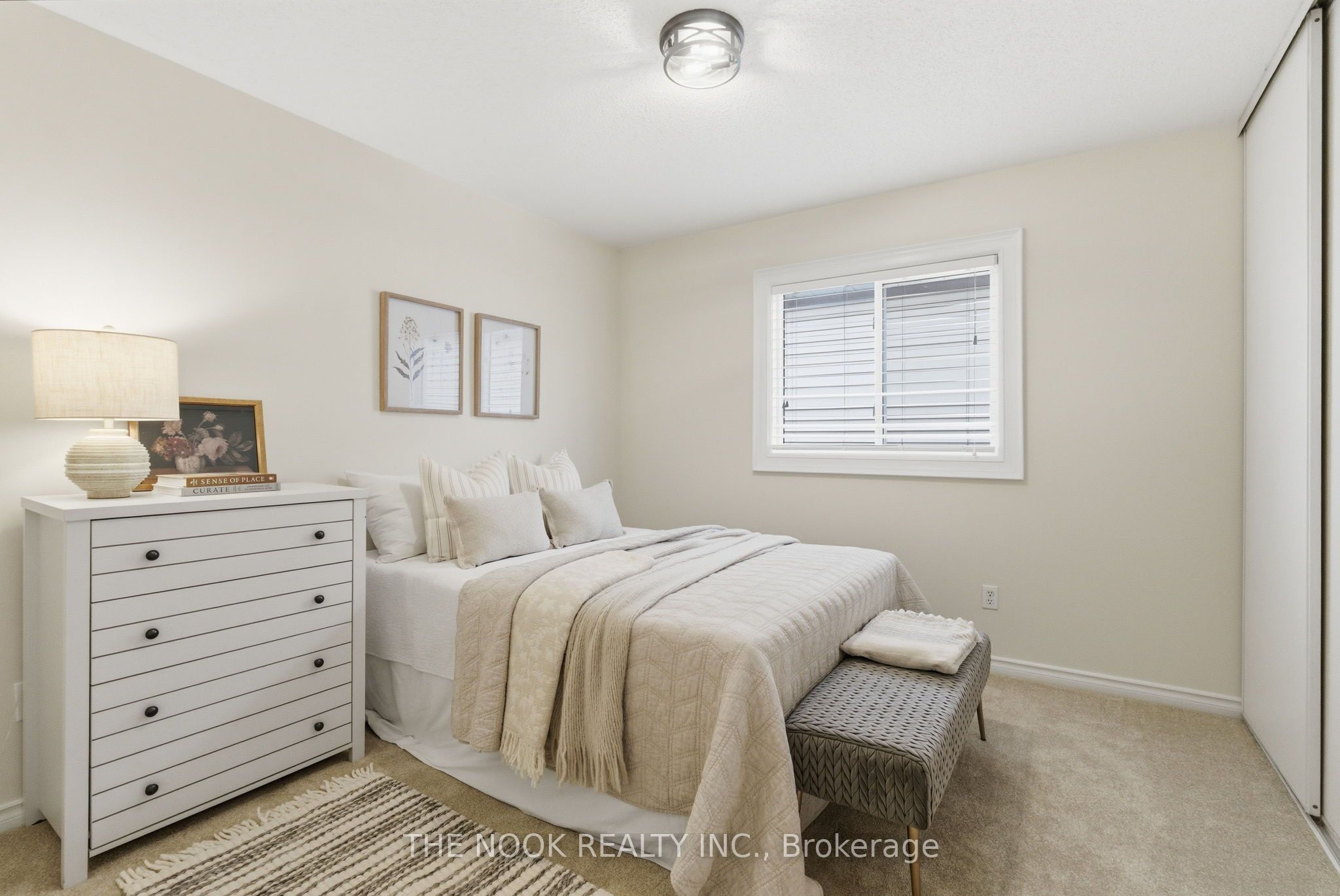 969 Ridgemount Blvd Property Photo 33