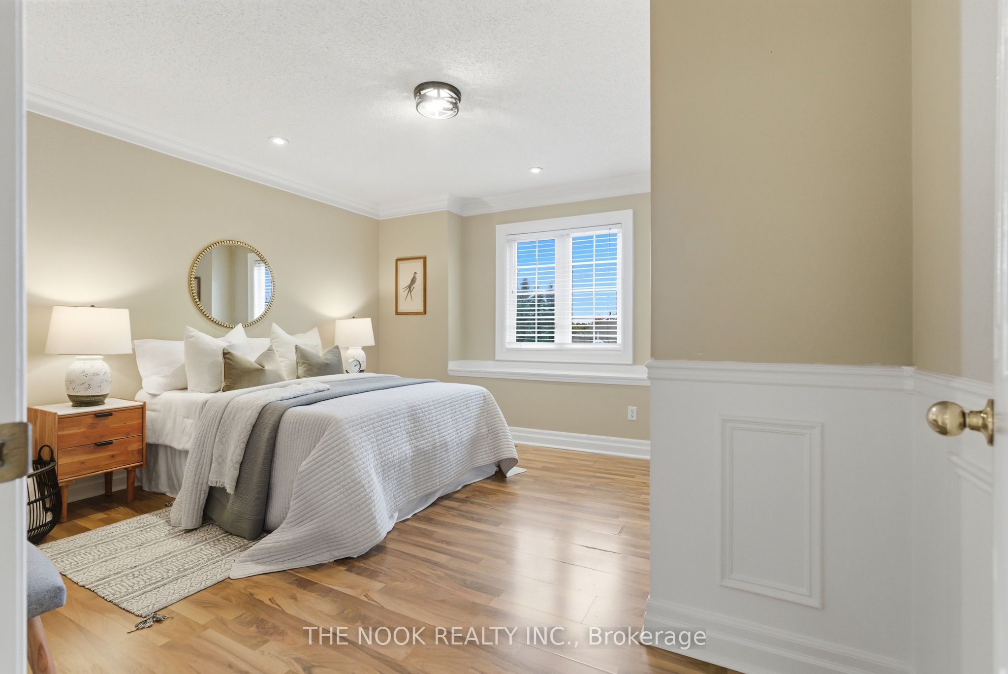 969 Ridgemount Blvd Property Photo 35