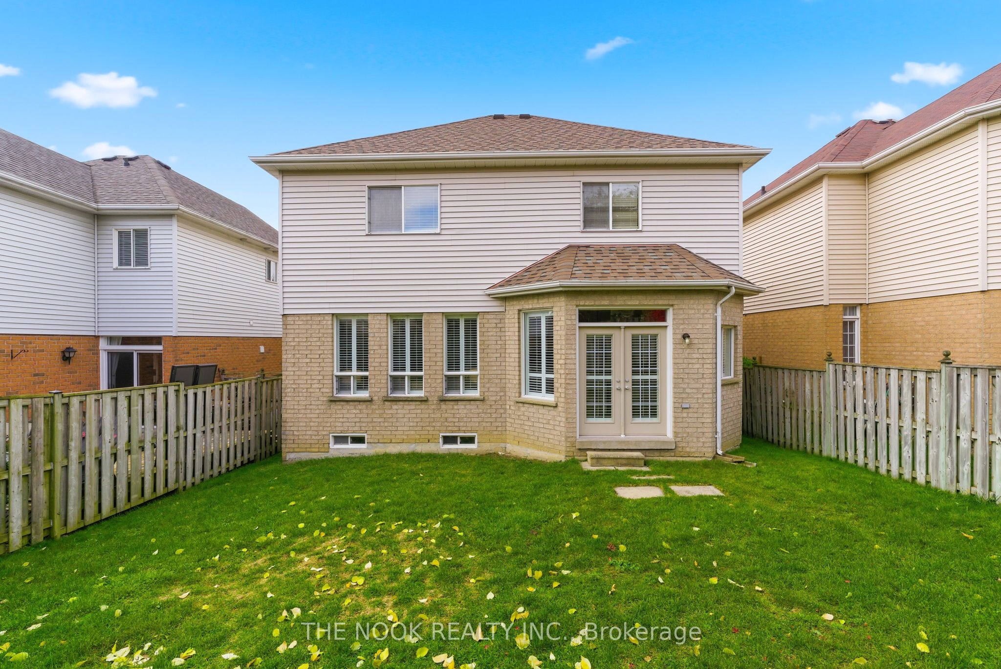 969 Ridgemount Blvd Property Photo 42