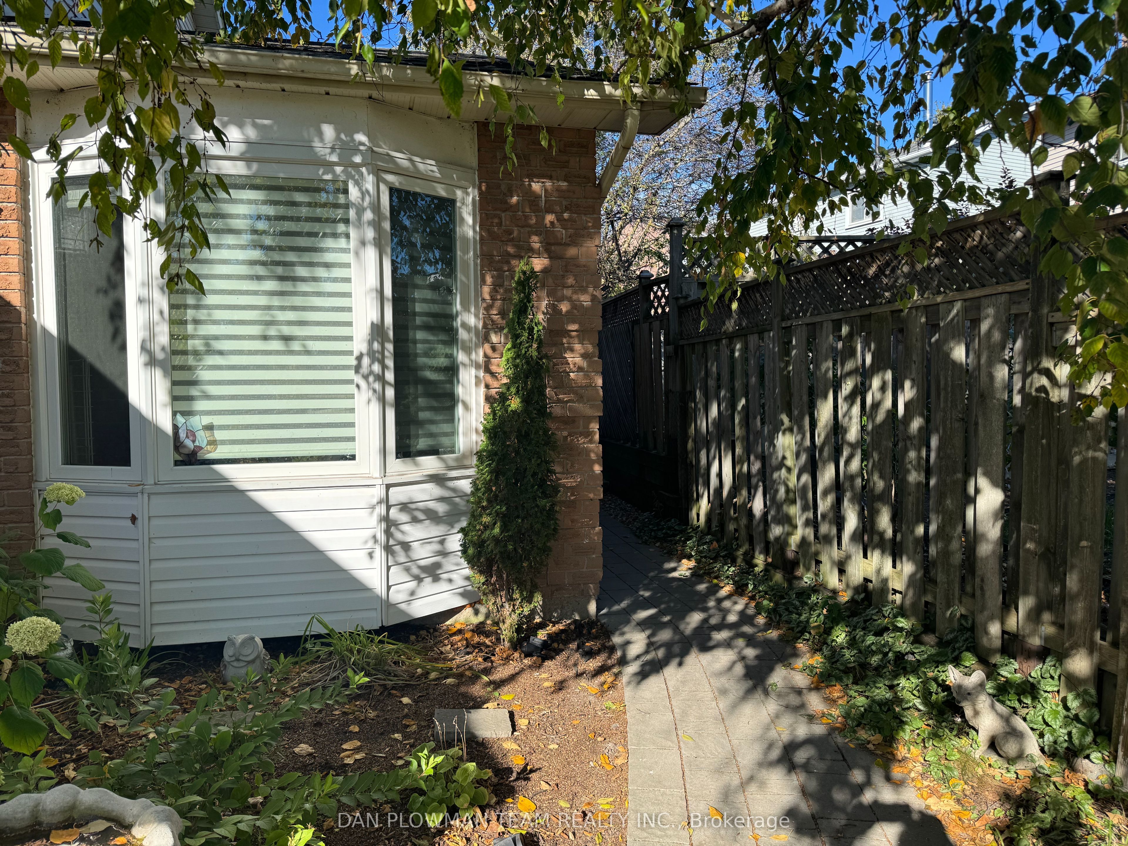 37 Wood Drive Property Photo 3