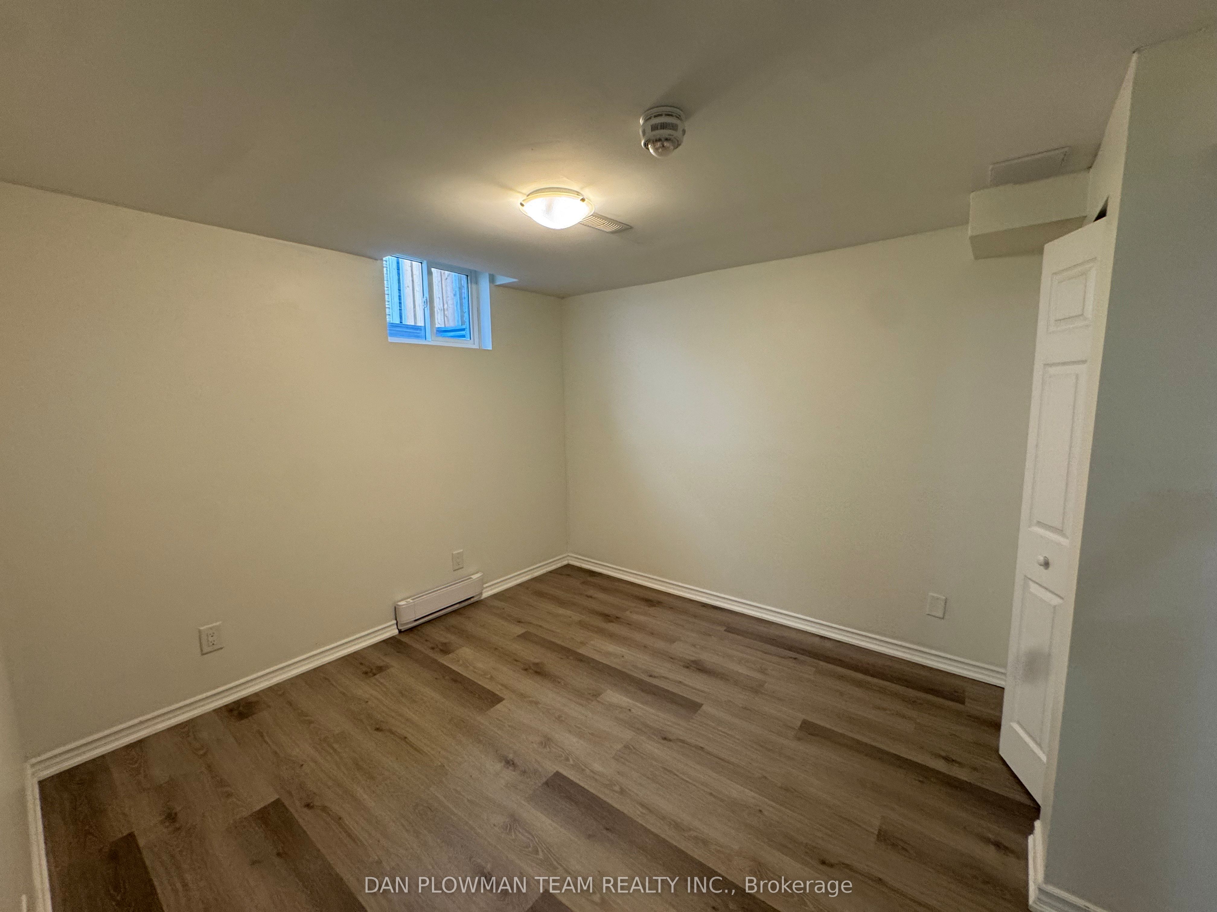 37 Wood Drive Property Photo 10