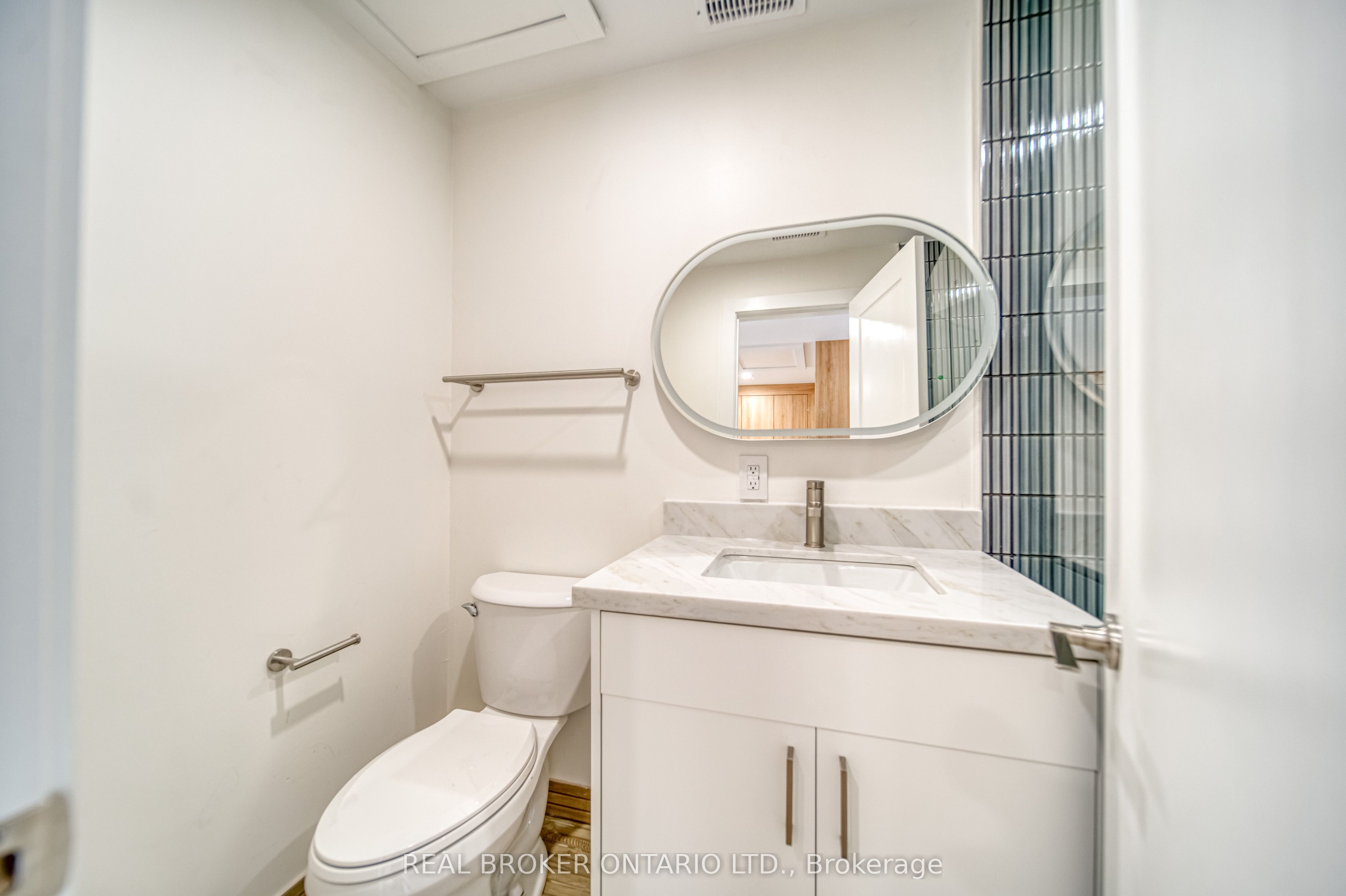 72 Jones Avenue Unit R Property Photo 8