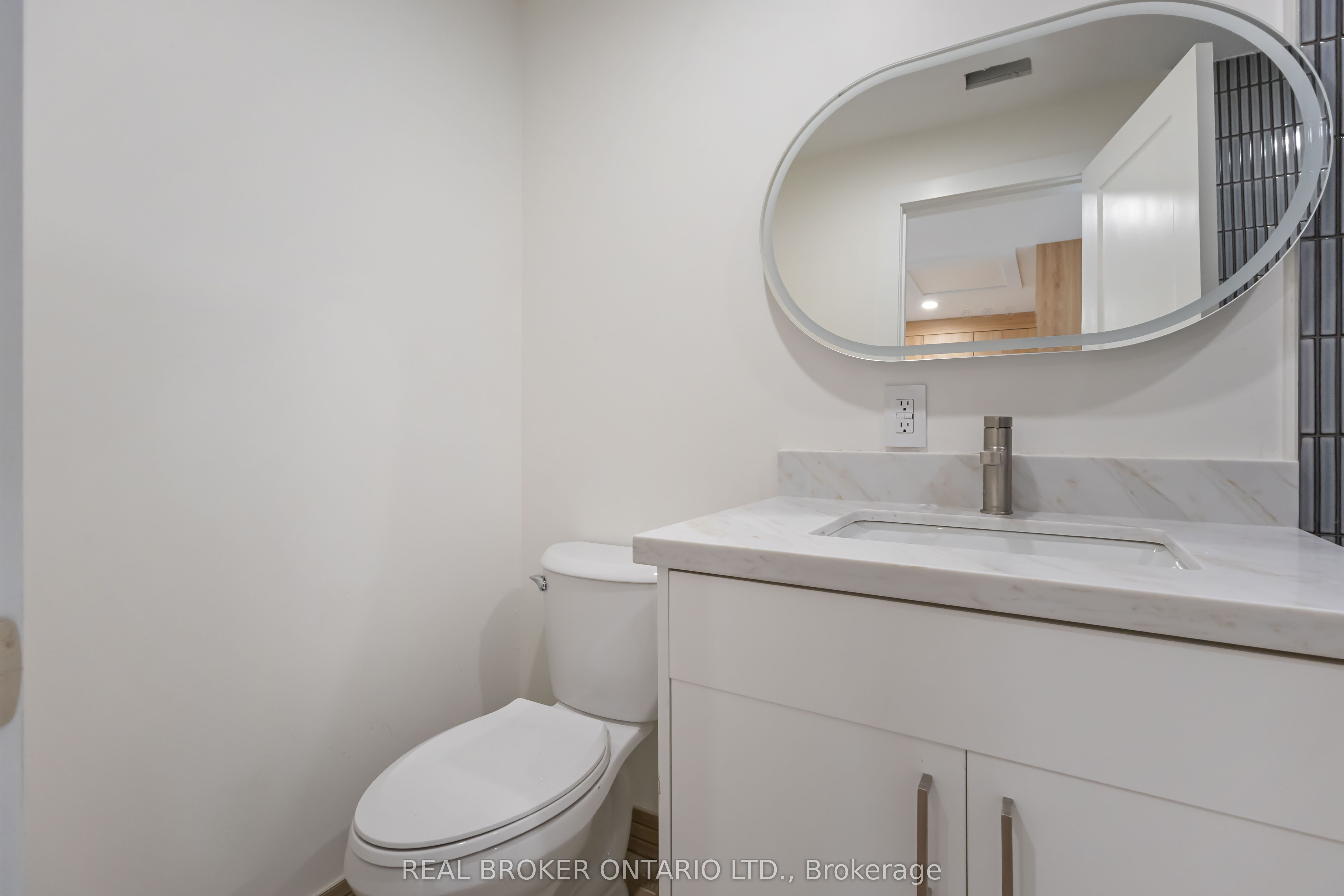 72 Jones Avenue Unit R Property Photo 20