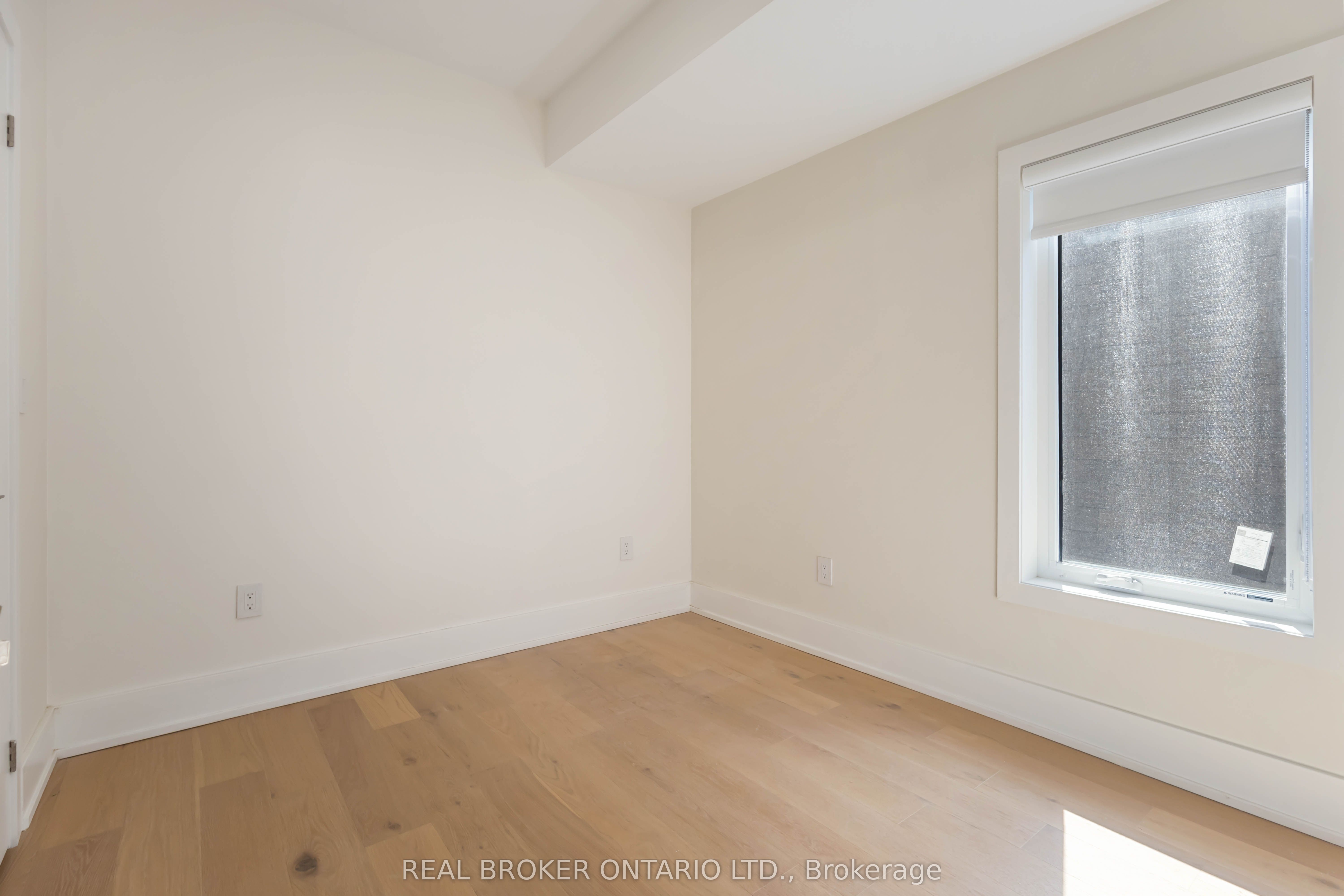 72 Jones Avenue Unit R Property Photo 21