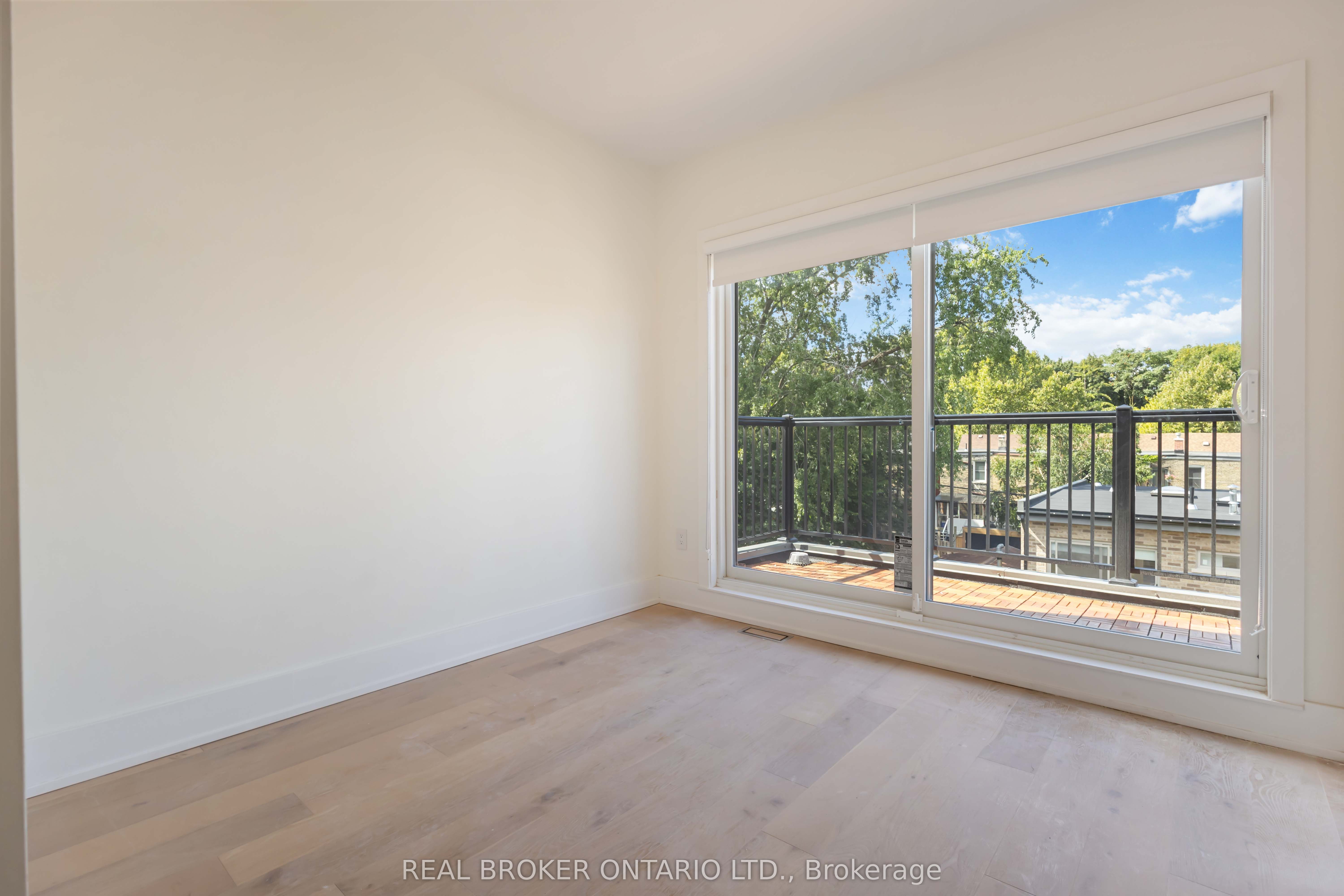 72 Jones Avenue Unit R Property Photo 22