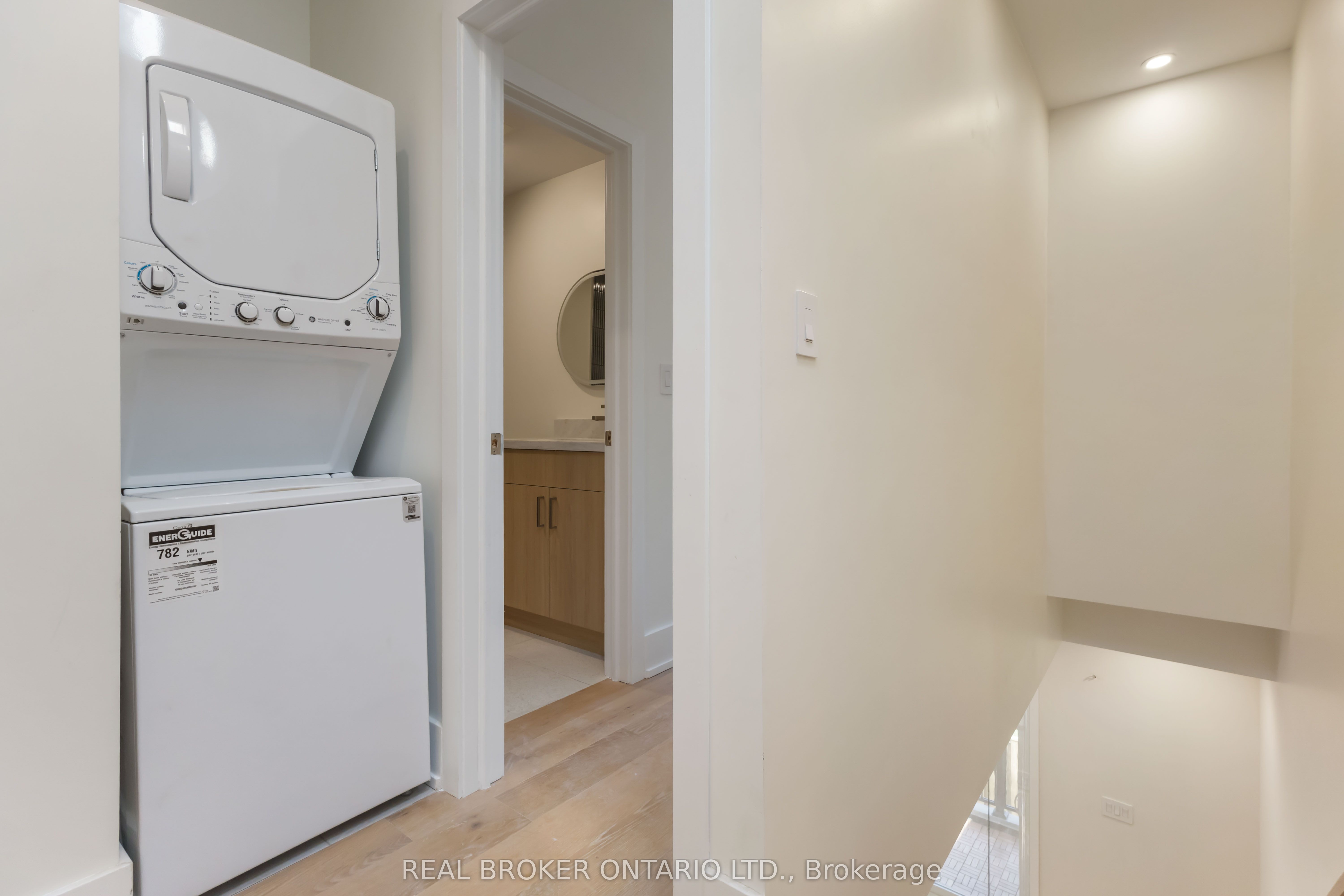 72 Jones Avenue Unit R Property Photo 25