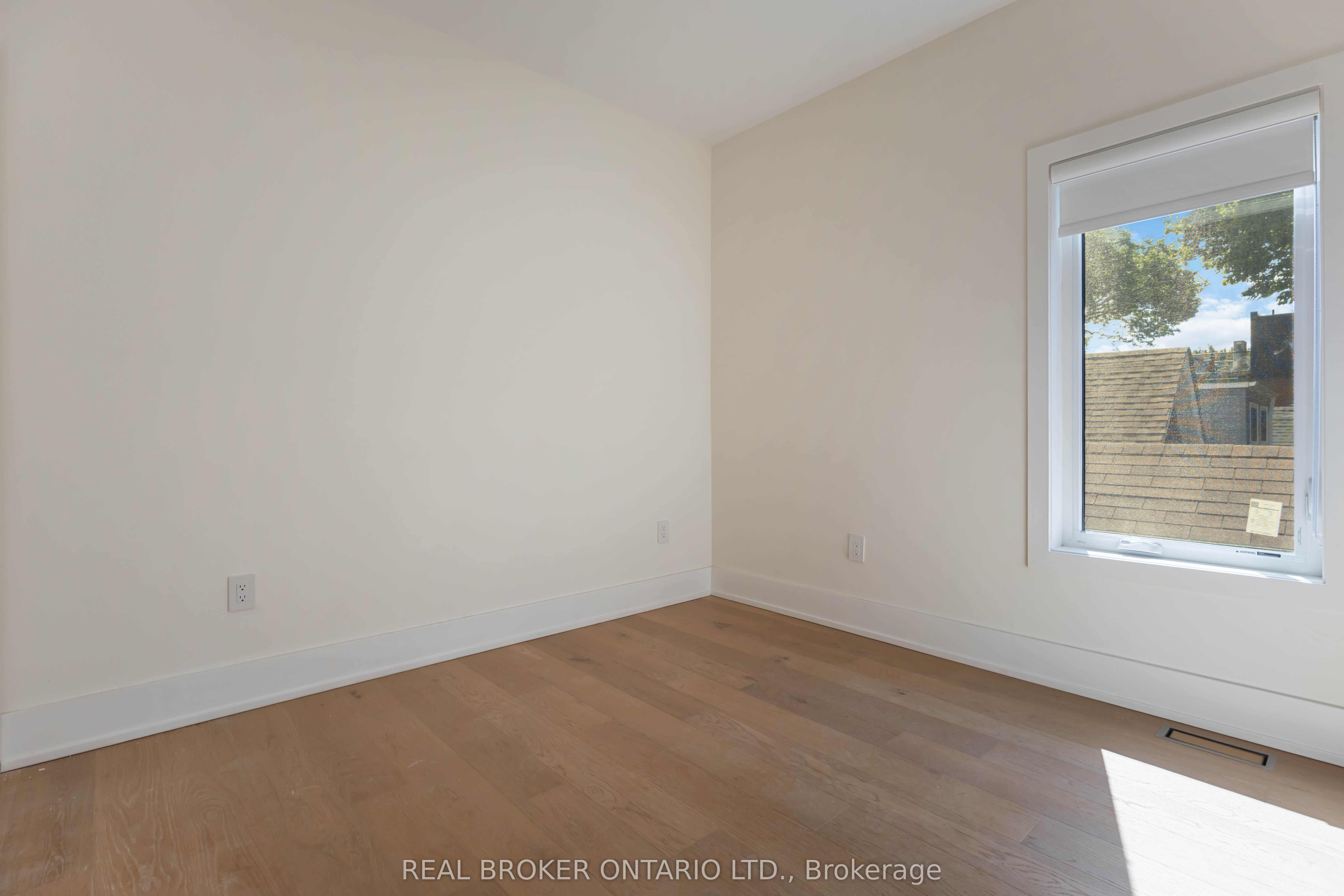 72 Jones Avenue Unit R Property Photo 26