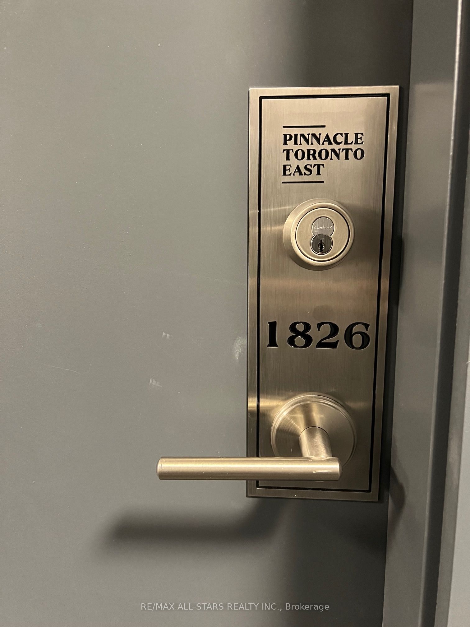 3270 Sheppard Avenue E 1826 Property Photo 1